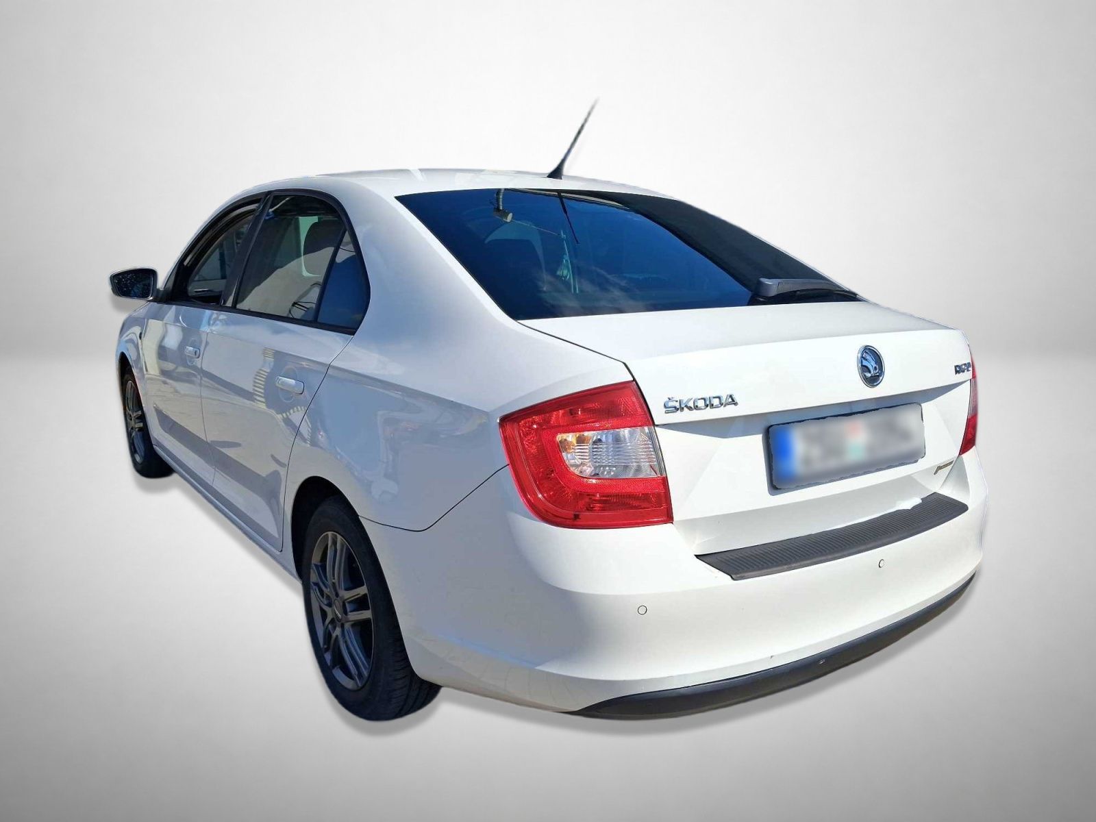 Škoda Rapid, 1.2 TSI, ČR,1.maj - fotka 2