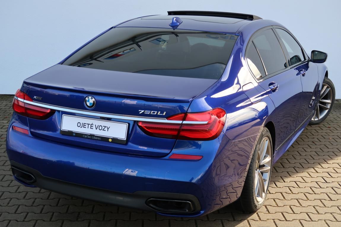 BMW Řada 7, 750Li xDrive - fotka 3