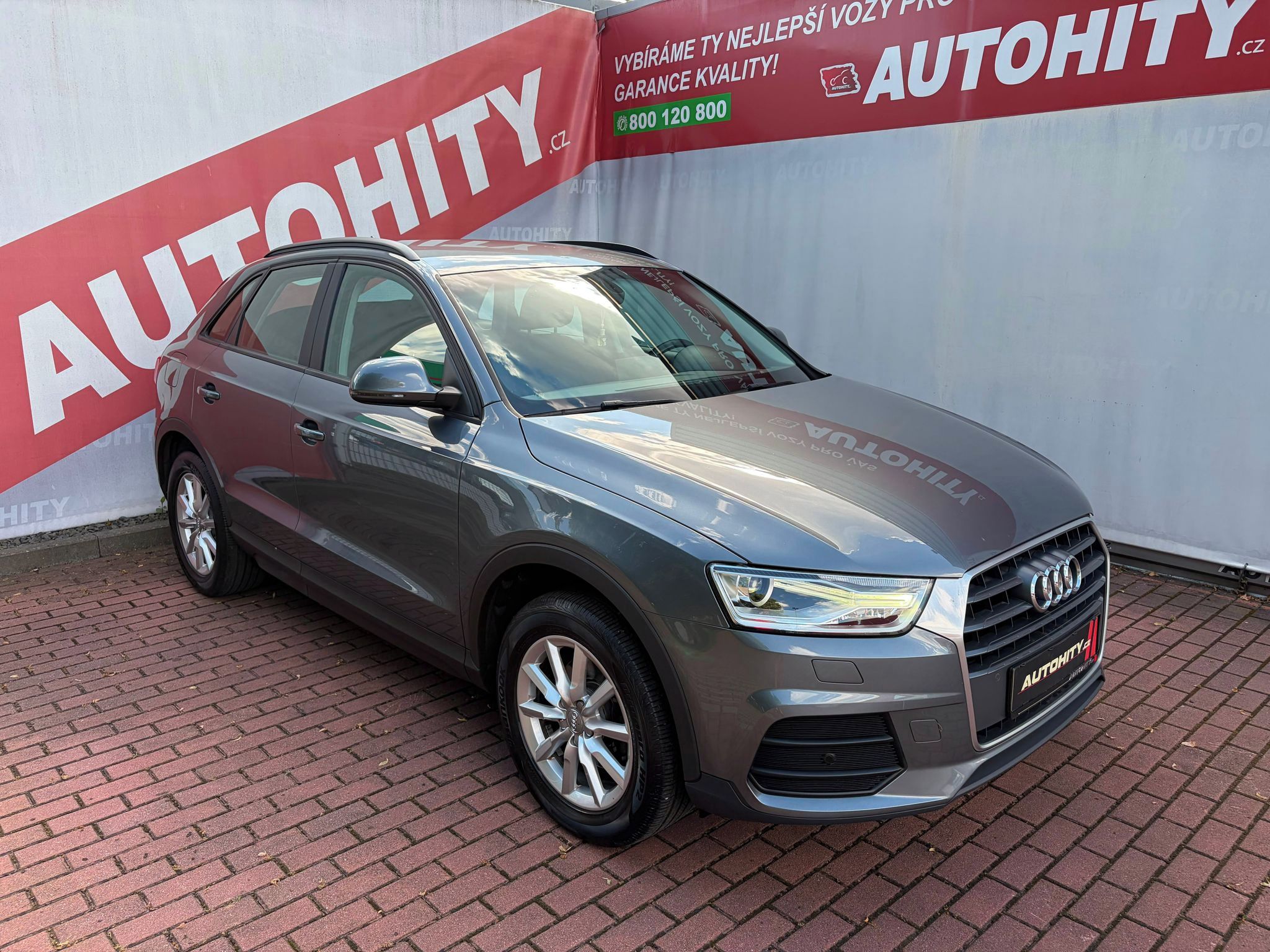 Audi Q3, 1.4 TFSi, 1.Majitel, Serviska - fotka 5