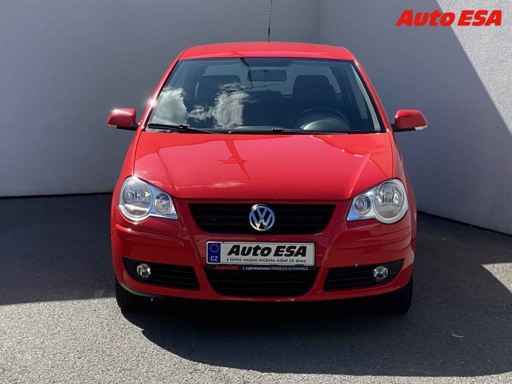 Volkswagen Polo, 1.2 HTP,2.maj,ČR,klima - fotka 2