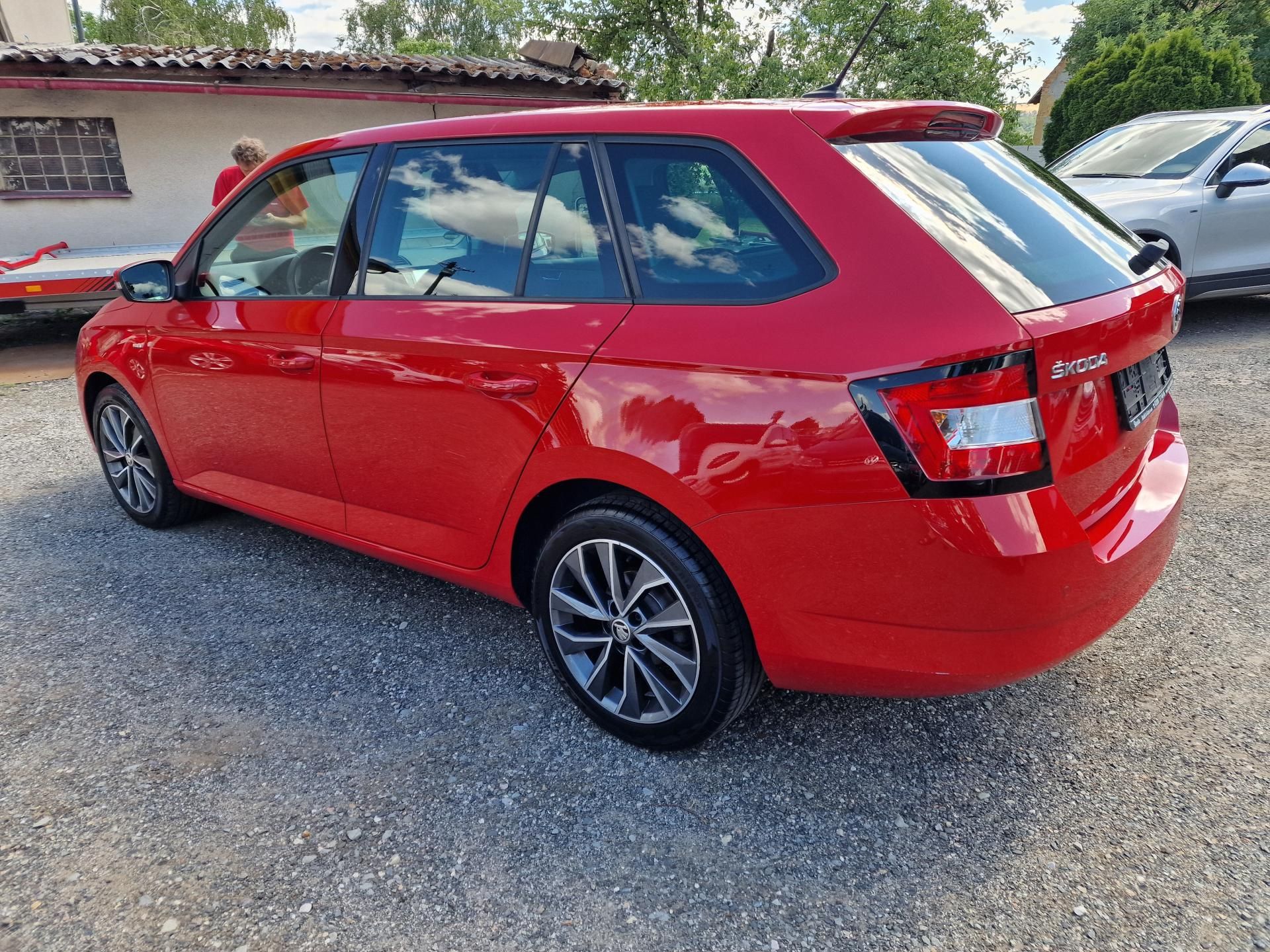 Škoda Fabia, 1,0TSI DRIVE VÝHŘEV TAŽNÉ - fotka 6
