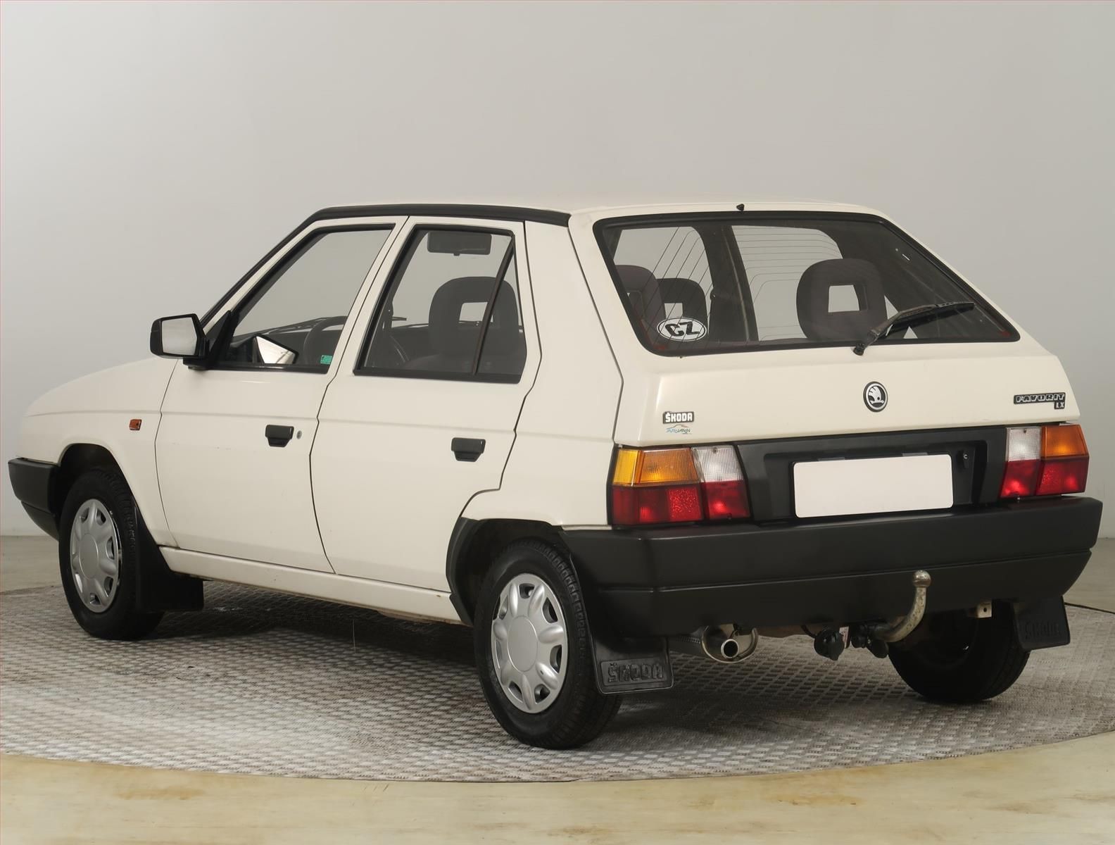 Škoda Favorit, 1.3 135 , po STK, Tažné - fotka 4