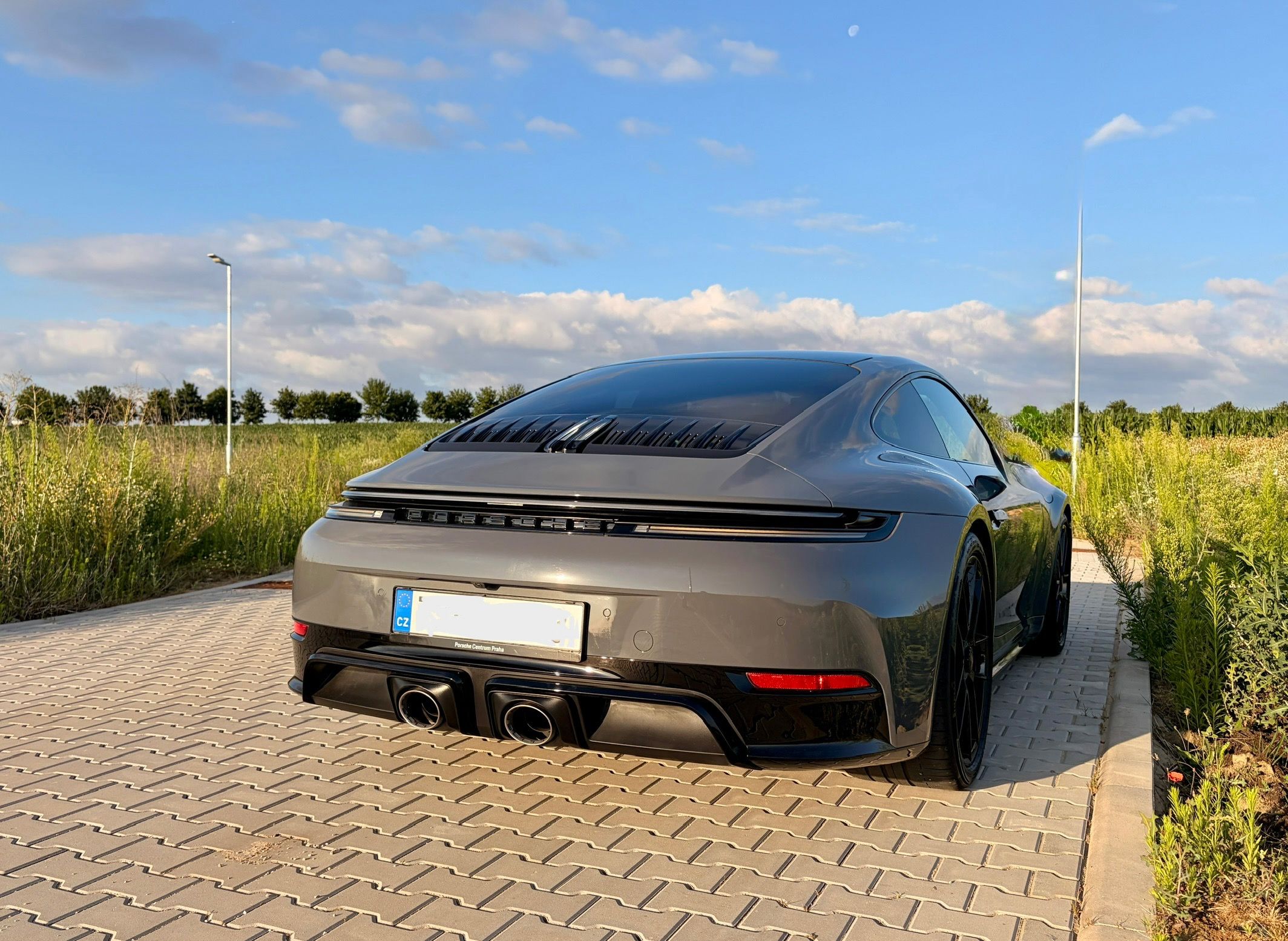 Porsche 911, GTS 4 PDK PANO ZÁRUKA - fotka 4