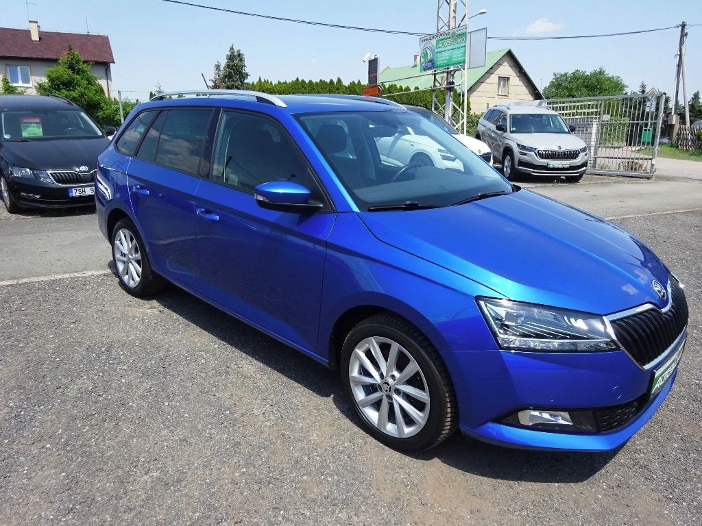 Škoda Fabia, COMBI III FC STYLE + DSG -2021