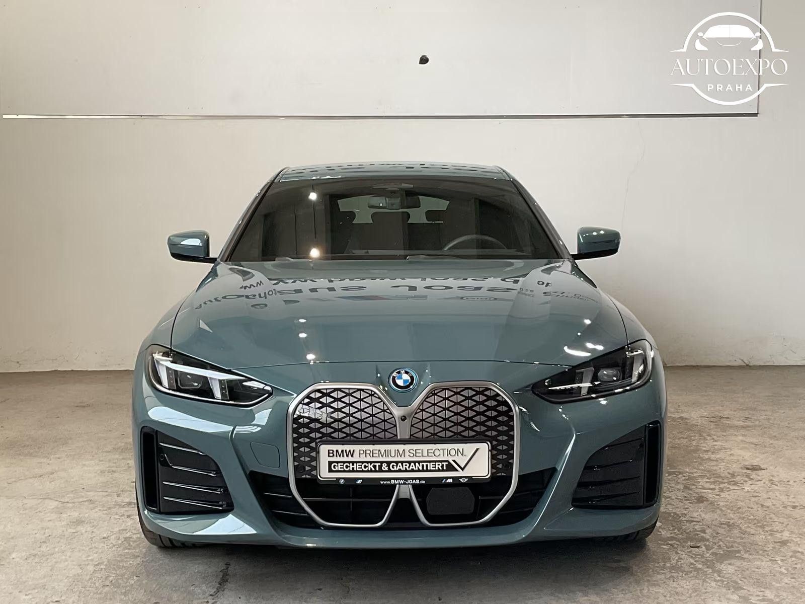 BMW i4, xDrive40 Sportpaket - fotka 2