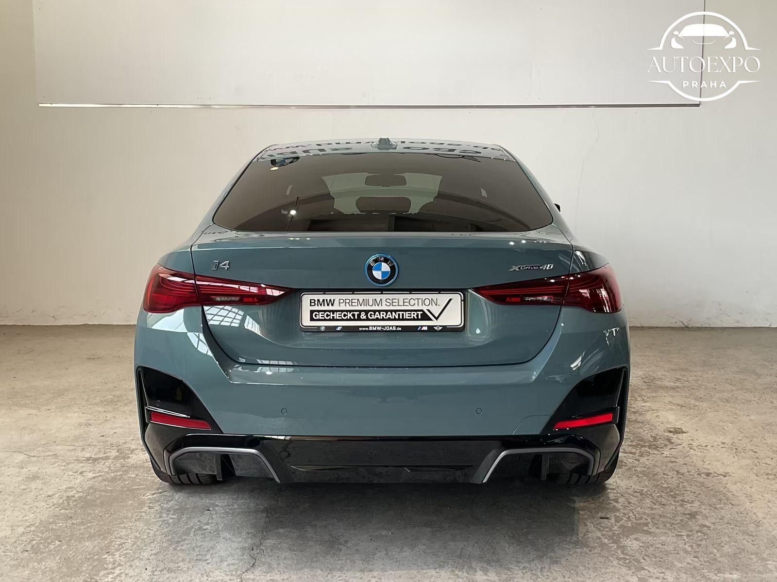 BMW i4, xDrive40 Sportpaket - fotka 5