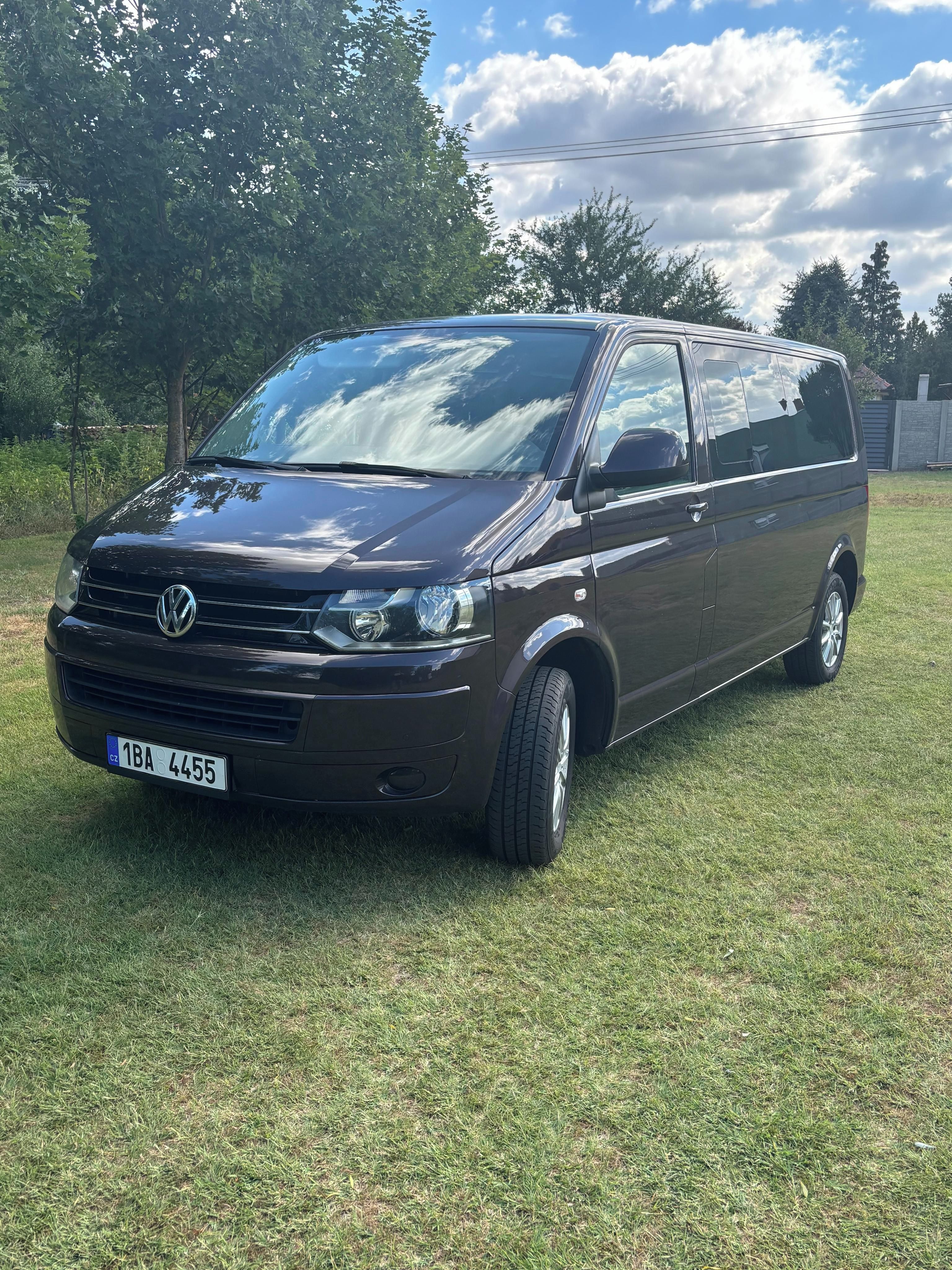 Volkswagen Caravelle, Volkswagen Caravelle Long 2,0