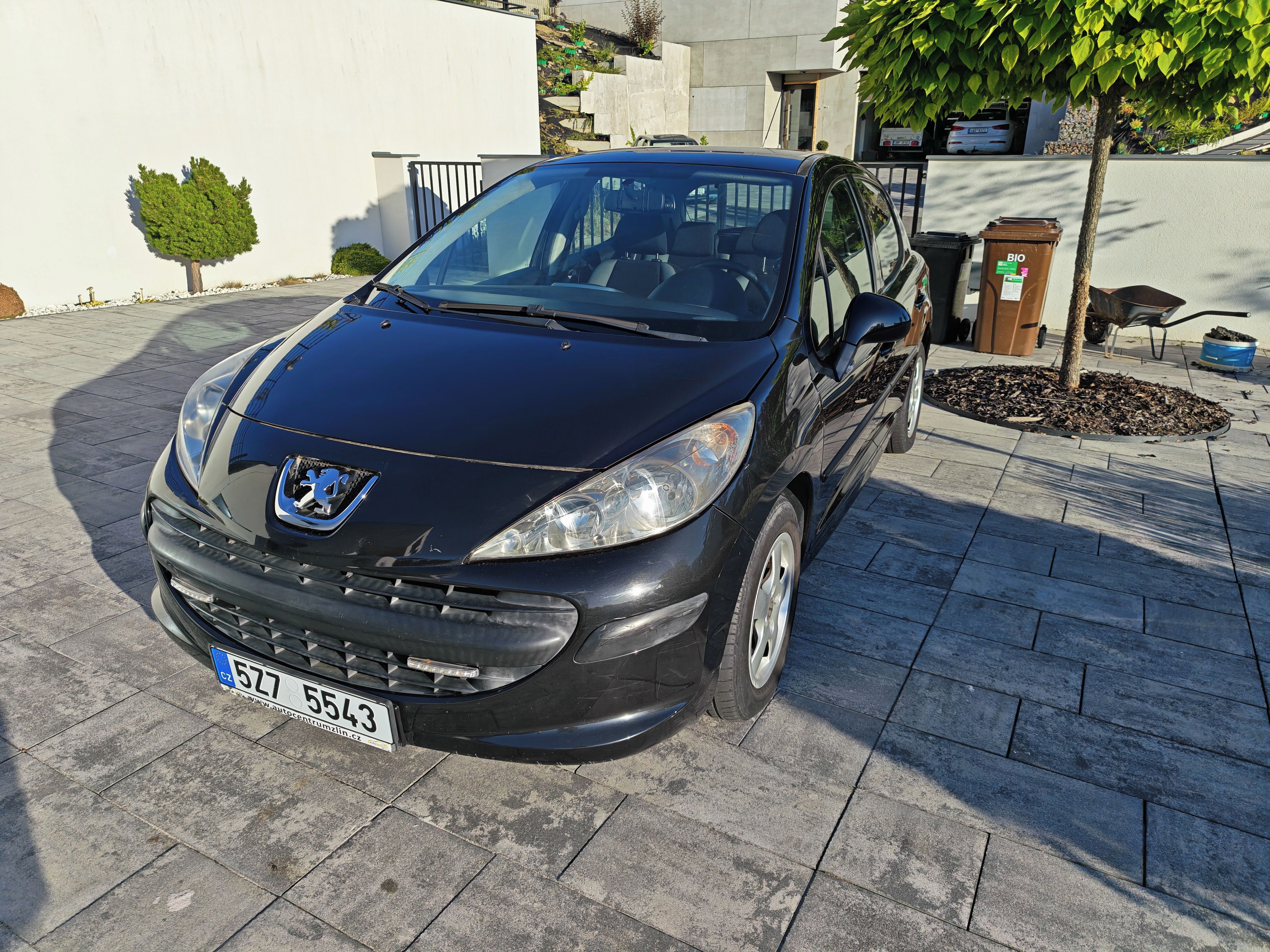 Peugeot 207, 1.4 - fotka 2