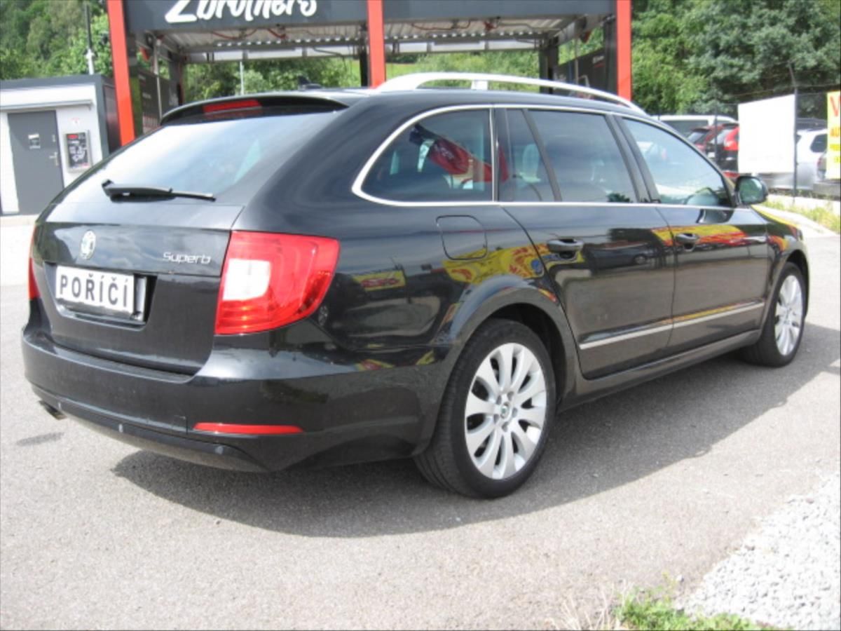 Škoda Superb, 2,0 TDi DSG - fotka 6