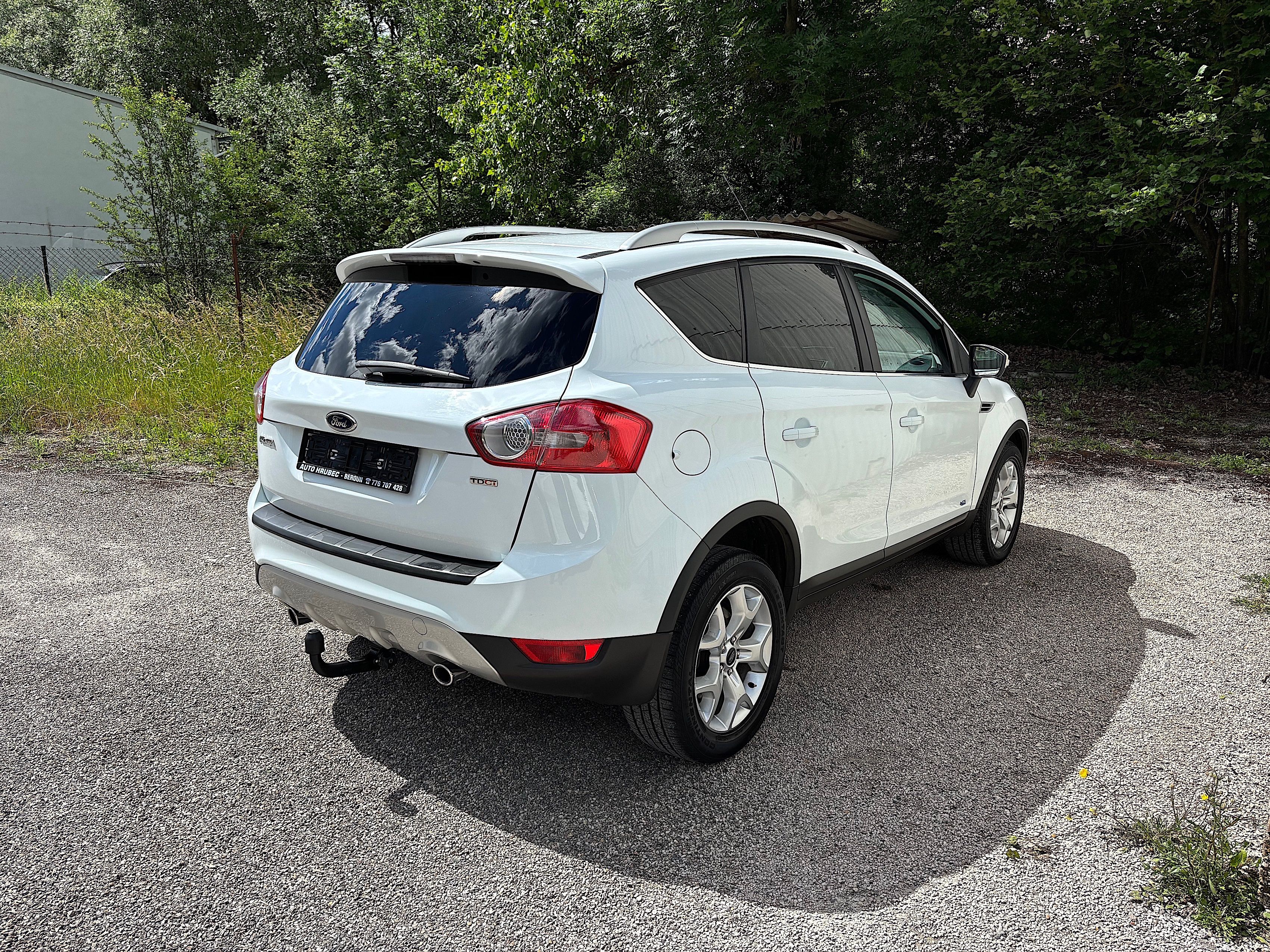 Ford Kuga, 2.0 TDCi 103 kW 1.MAJ.SERVISKA - fotka 6