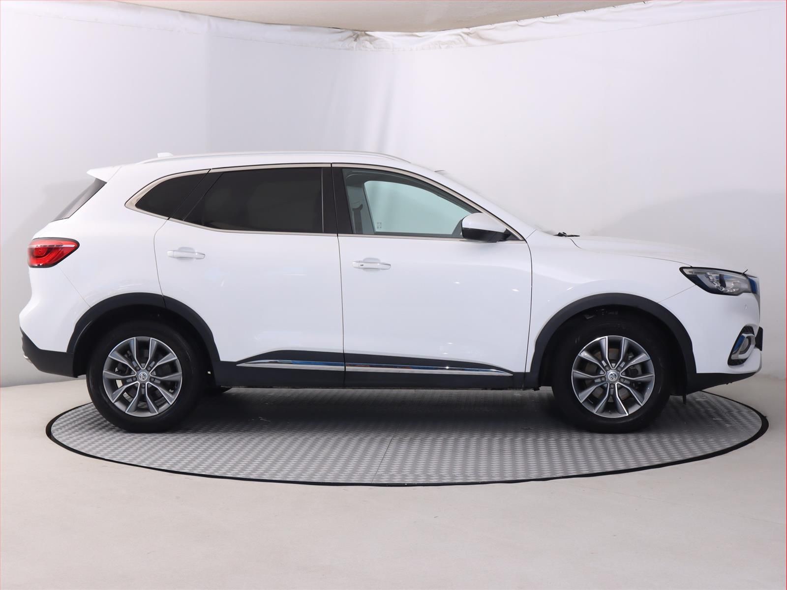 MG HS, 1.5 TGI, Excite, Serv.kniha - fotka 6