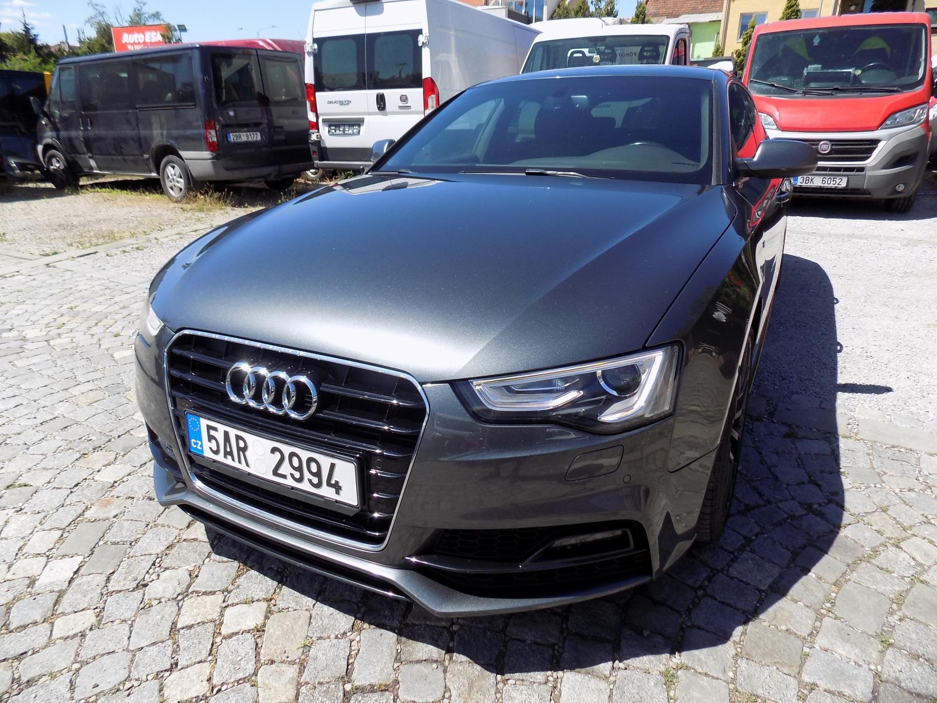 Audi A5, 2,0 TDI S-LINE, ALCANTARA, TOP - fotka 2