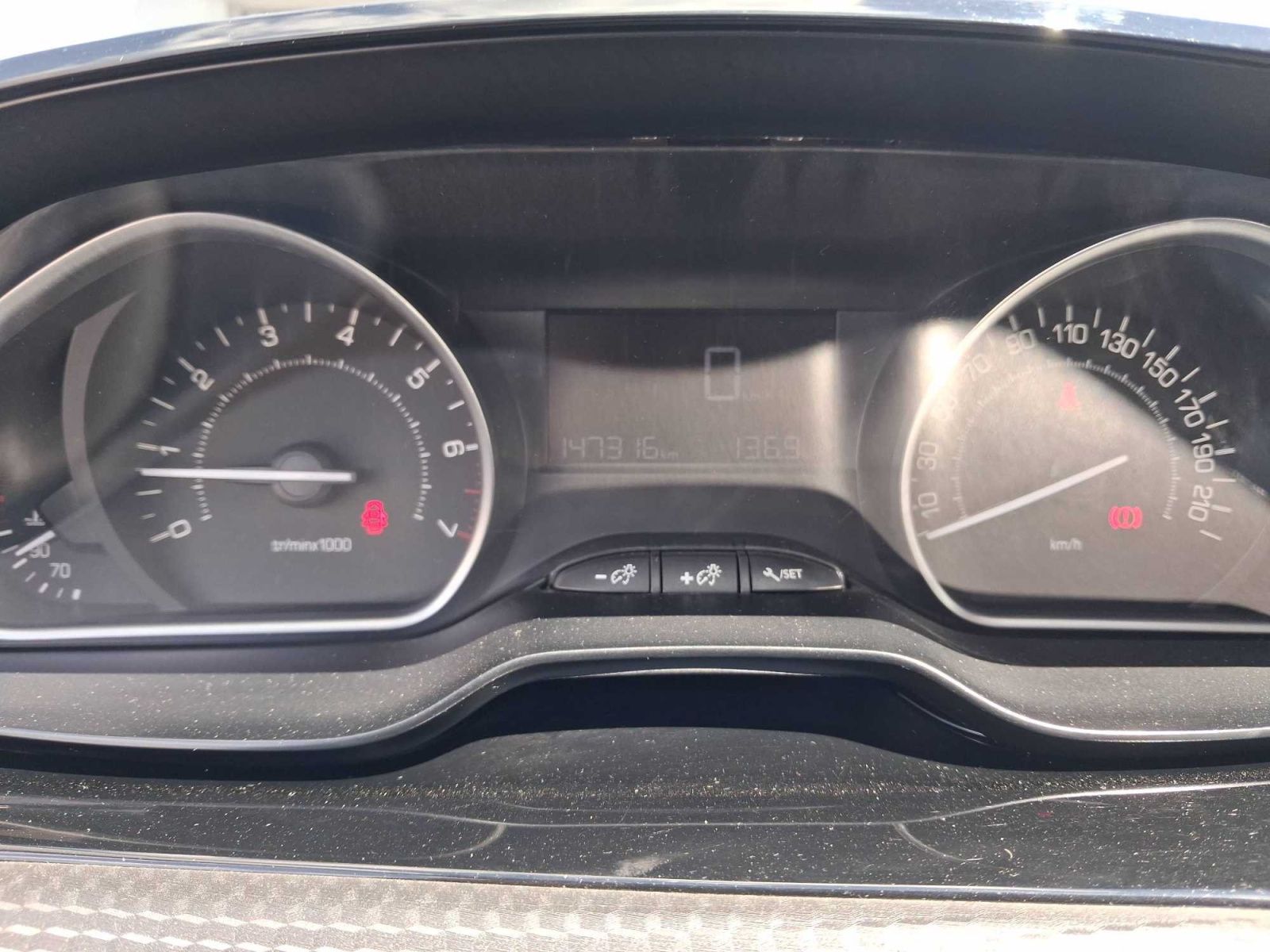 Peugeot 2008, 1.2 PureTech, Active - fotka 3