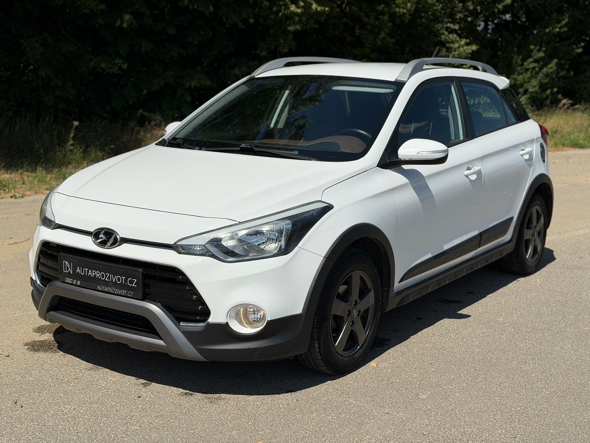 Hyundai i20, 1.4 Active 74 kW ČR - fotka 4