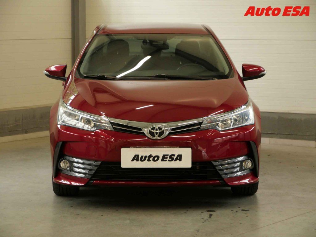Toyota Corolla, 1.6i,1.maj,ČR - fotka 2