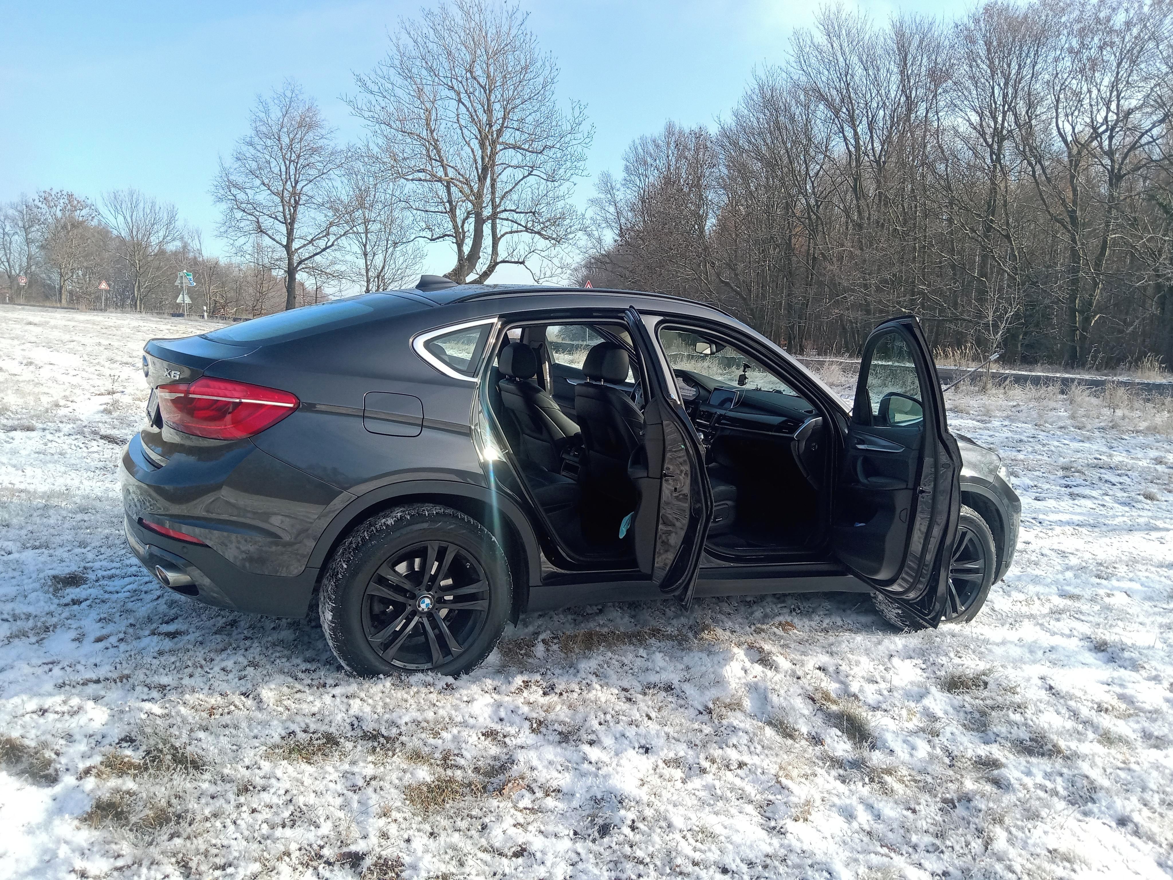 BMW X6, Head-Up display - fotka 6