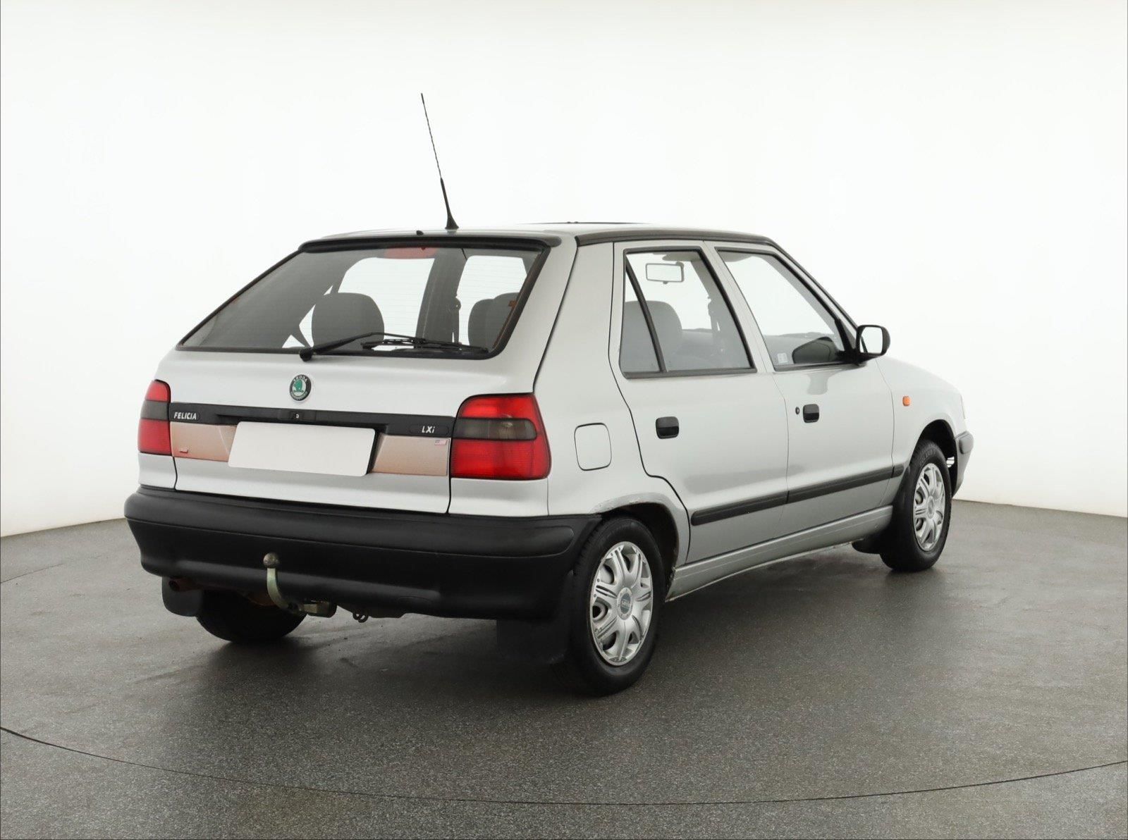 Škoda Felicia, 1.3, ČR,1.maj, Tažné - fotka 5