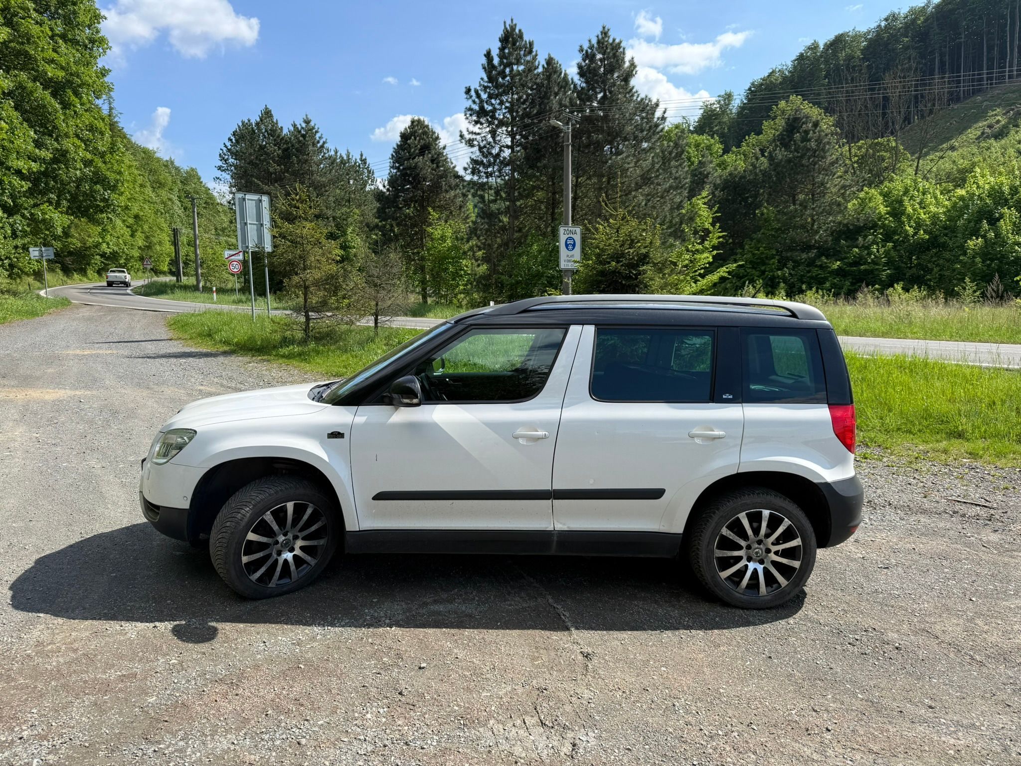 Škoda Yeti, Yeti 4x4 DSG, 2.0TDI 103Kw - fotka 3
