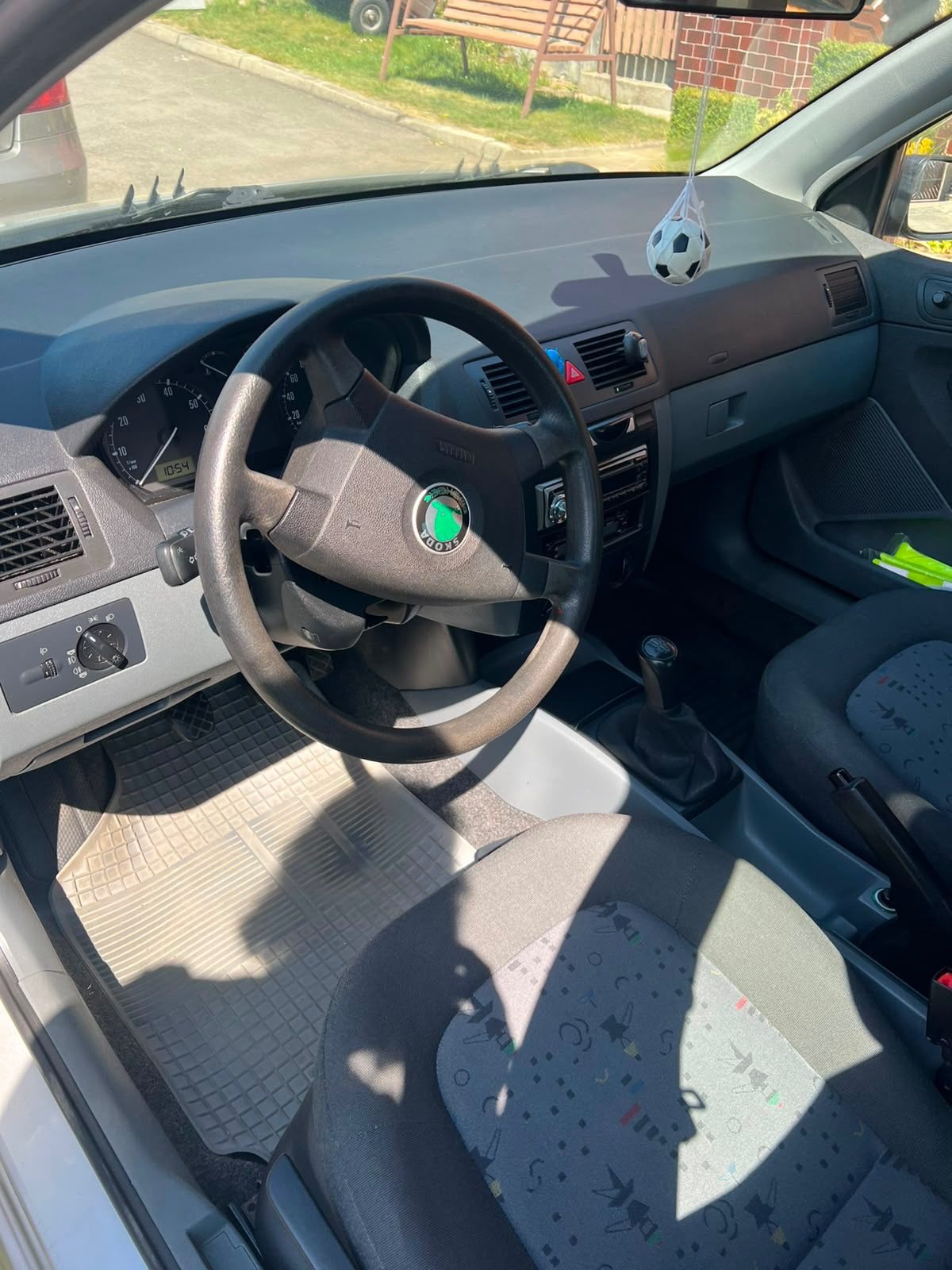 Škoda Fabia - fotka 4