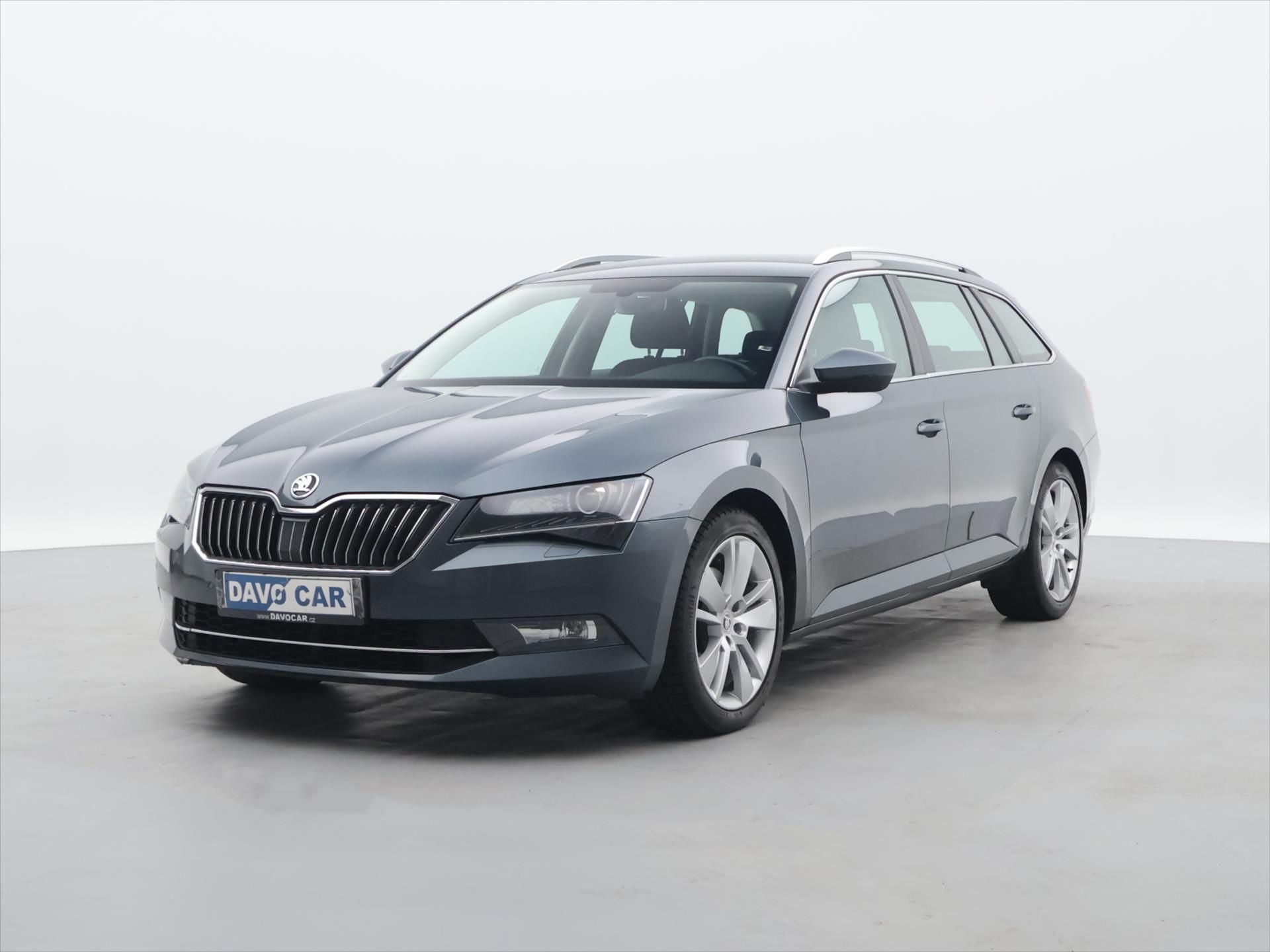 Škoda Superb, 2,0 TDI 110kW Style CZ DPH - fotka 3