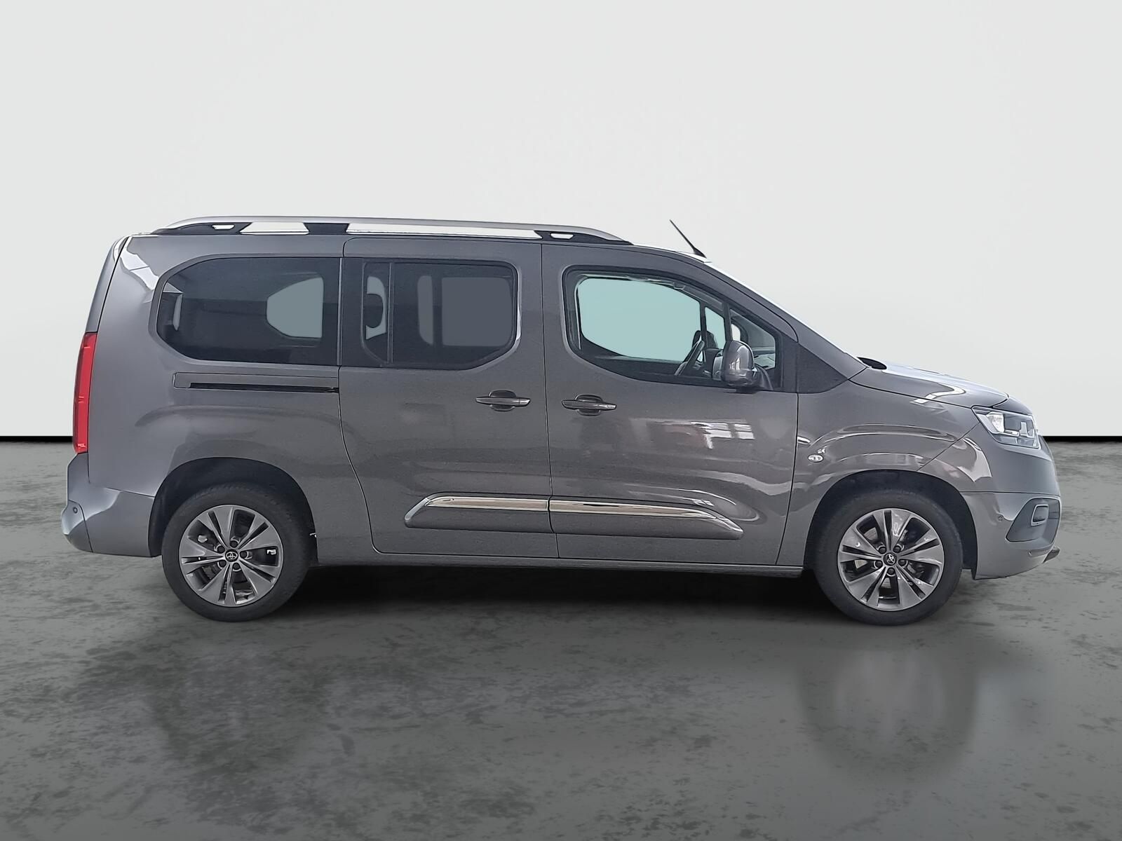 Toyota Proace City Verso, Maxi 1.5 D-4D, Family, 5Míst - fotka 6