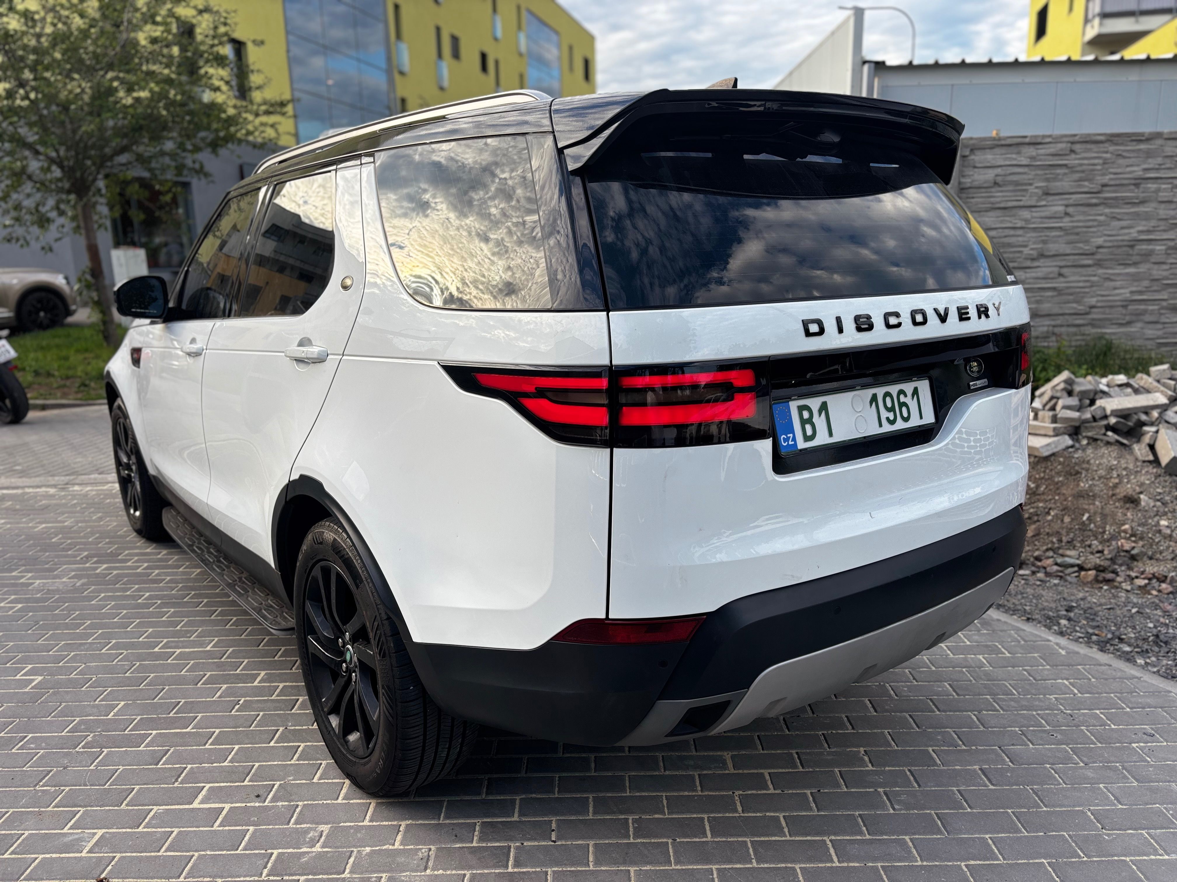 Land Rover Discovery, 2.0SD4 177kW,HSE,LUXURY,7 MIST - fotka 2