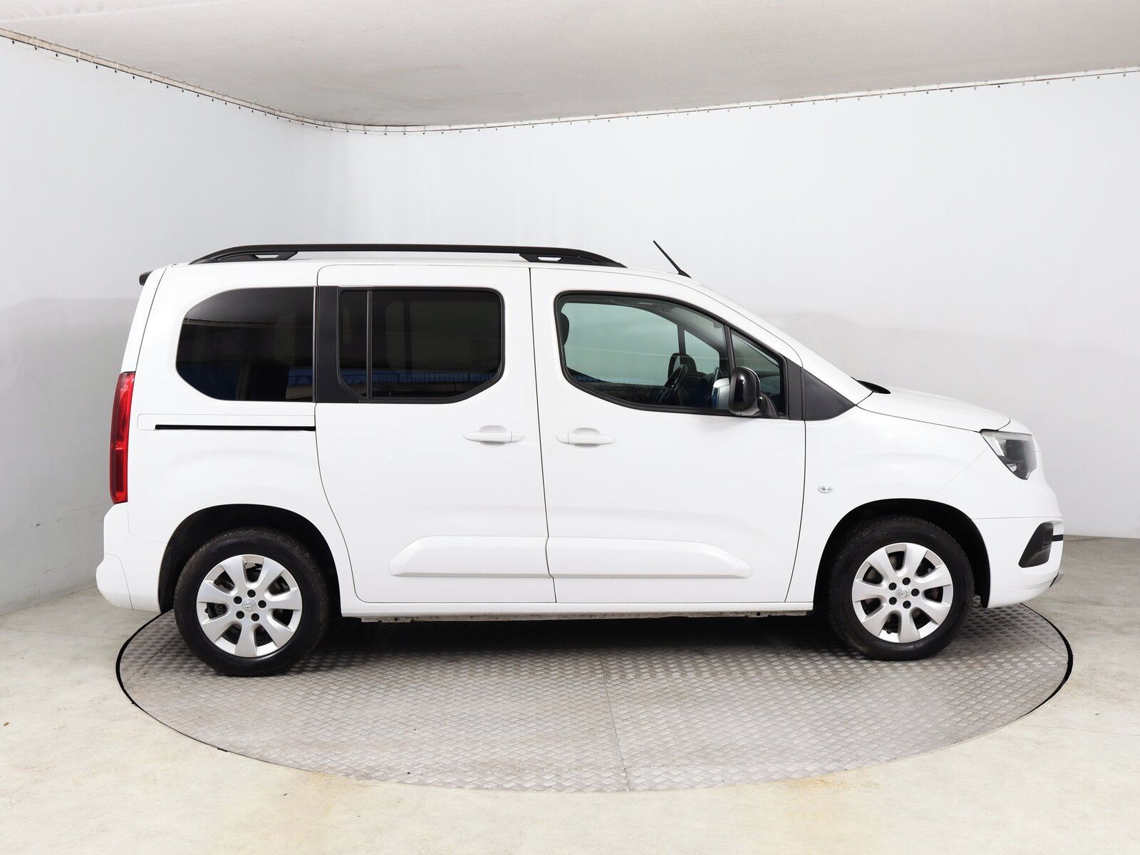 Opel Combo, 1.5 CDTI, Elegance, 5Míst - fotka 6