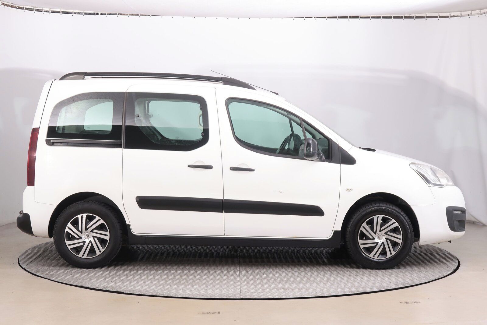 Citroën Berlingo, 1.6 BlueHDi, XTR, 5Míst, Klima - fotka 6