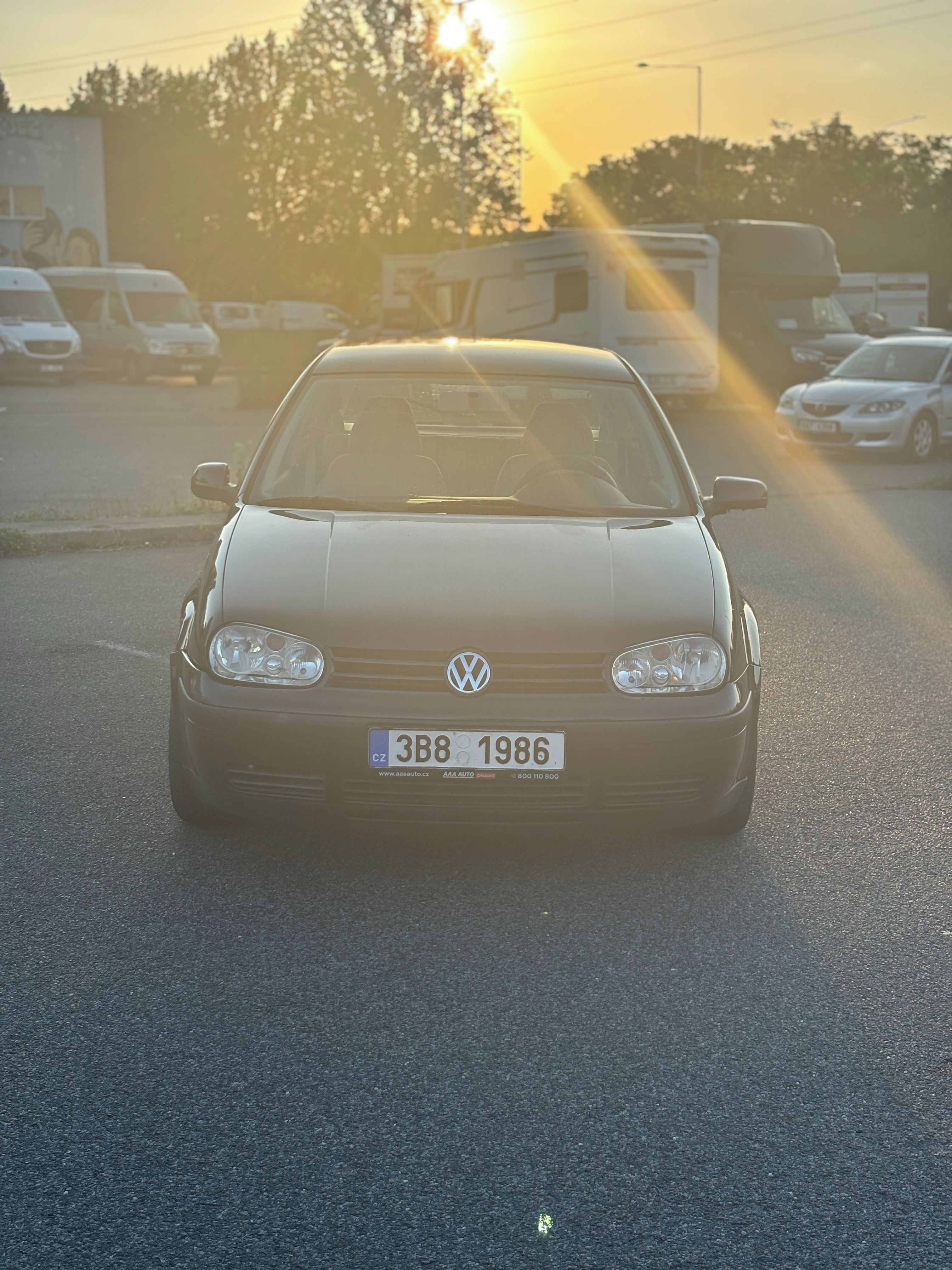 Volkswagen Golf, Volkswagen Golf IV, 1.6 benzin - fotka 4