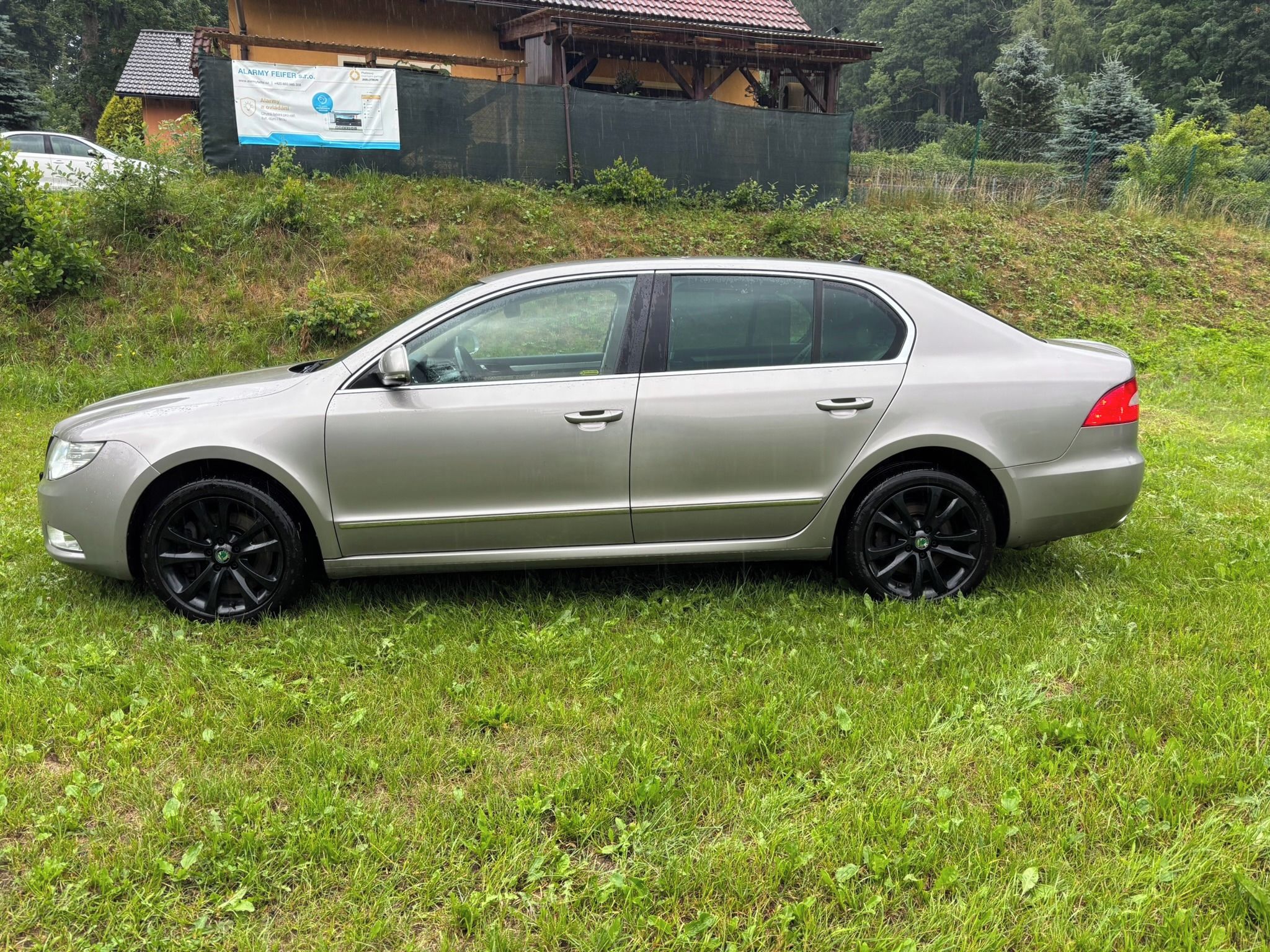 Škoda Superb, 3.6FSI  4x4 DSG - fotka 2