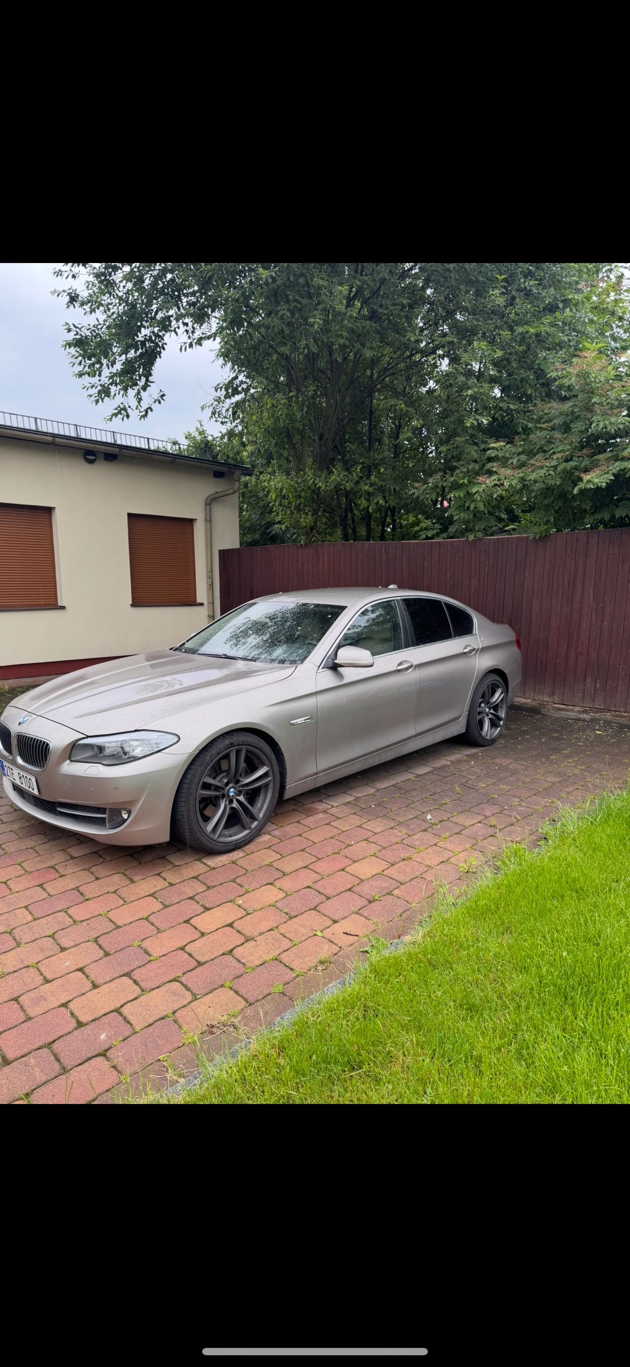 BMW Řada 5, 530d xDrive 190kw HUD soft clo - fotka 2
