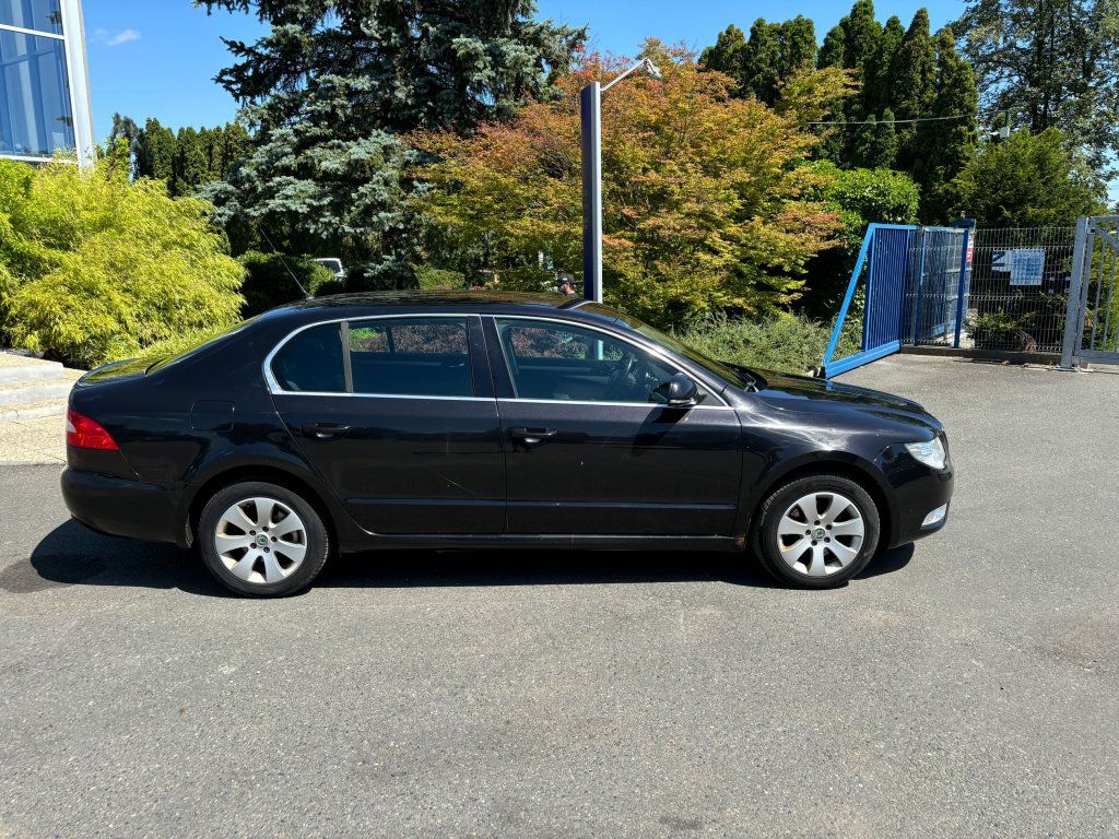 Škoda Superb, II 2,0TDi - fotka 5