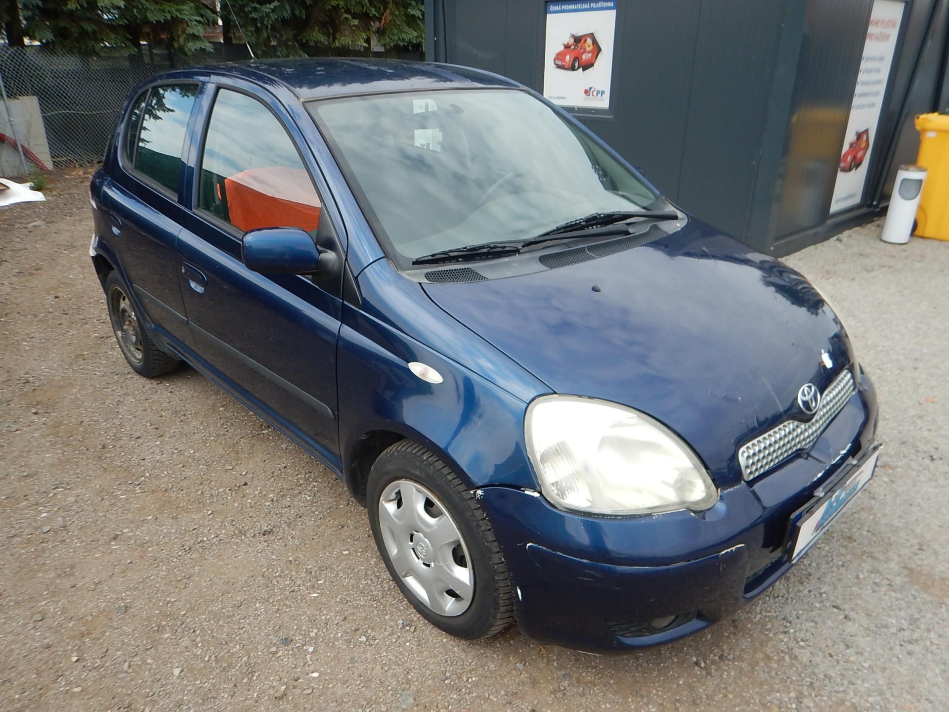 Toyota Yaris, 1.0 VVTi, KLIMA - fotka 4
