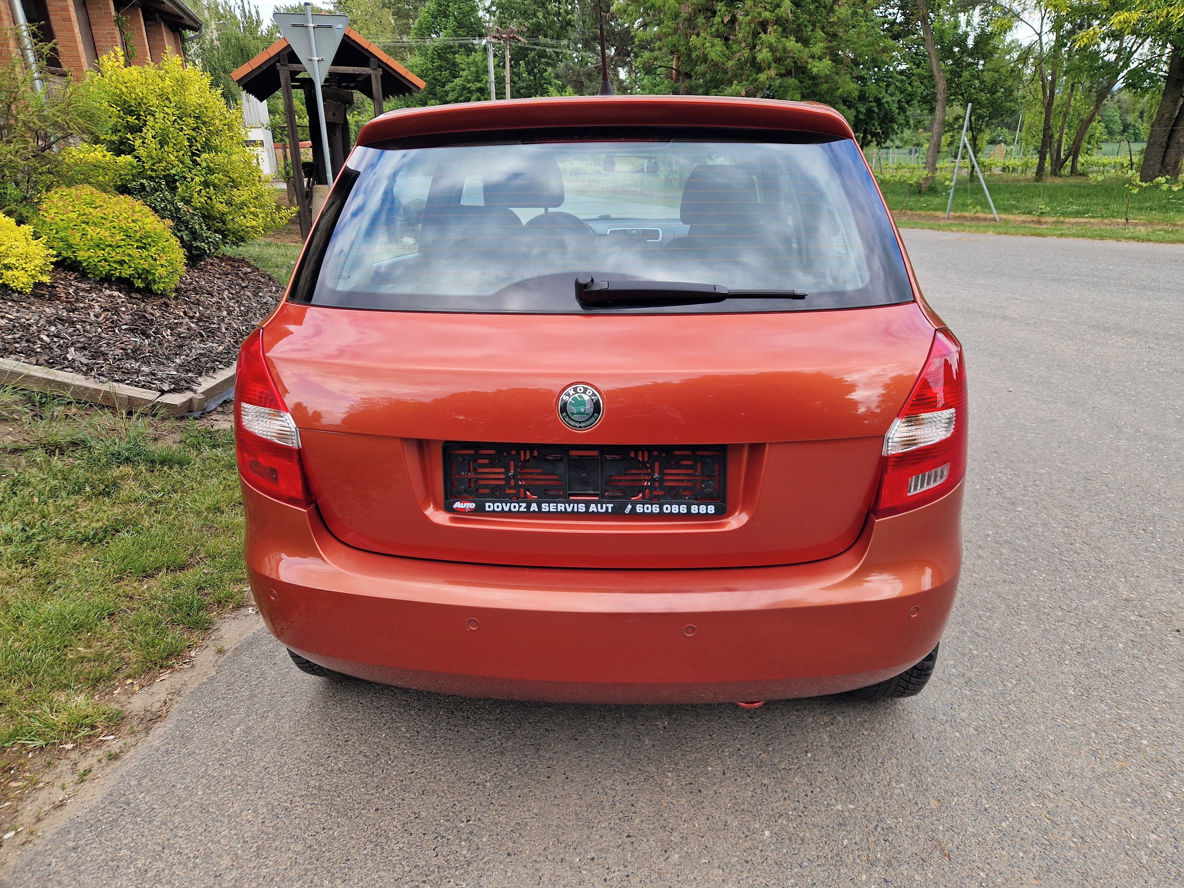Škoda Fabia, 2 1,2 HTP 44KW, digi.klima - fotka 4