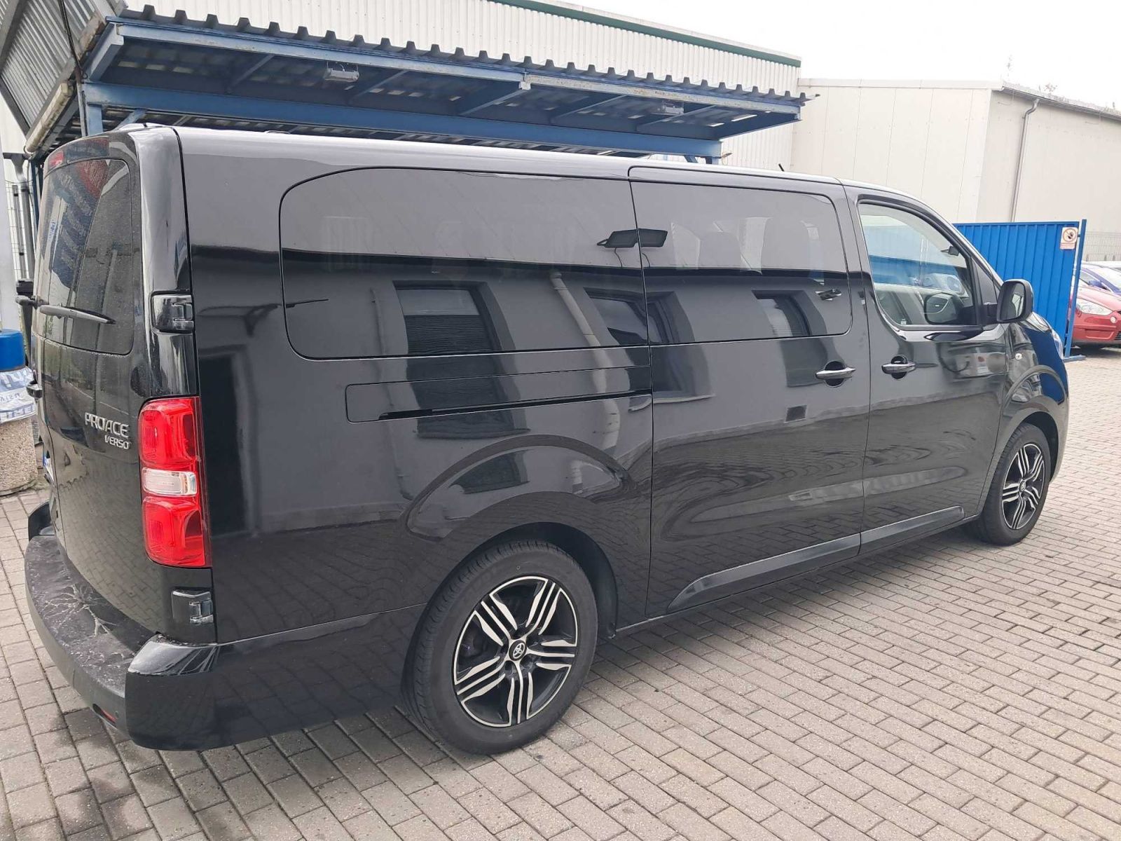Toyota Proace Verso, 2.0 D-4D, Klima, ČR, Tempomat - fotka 2