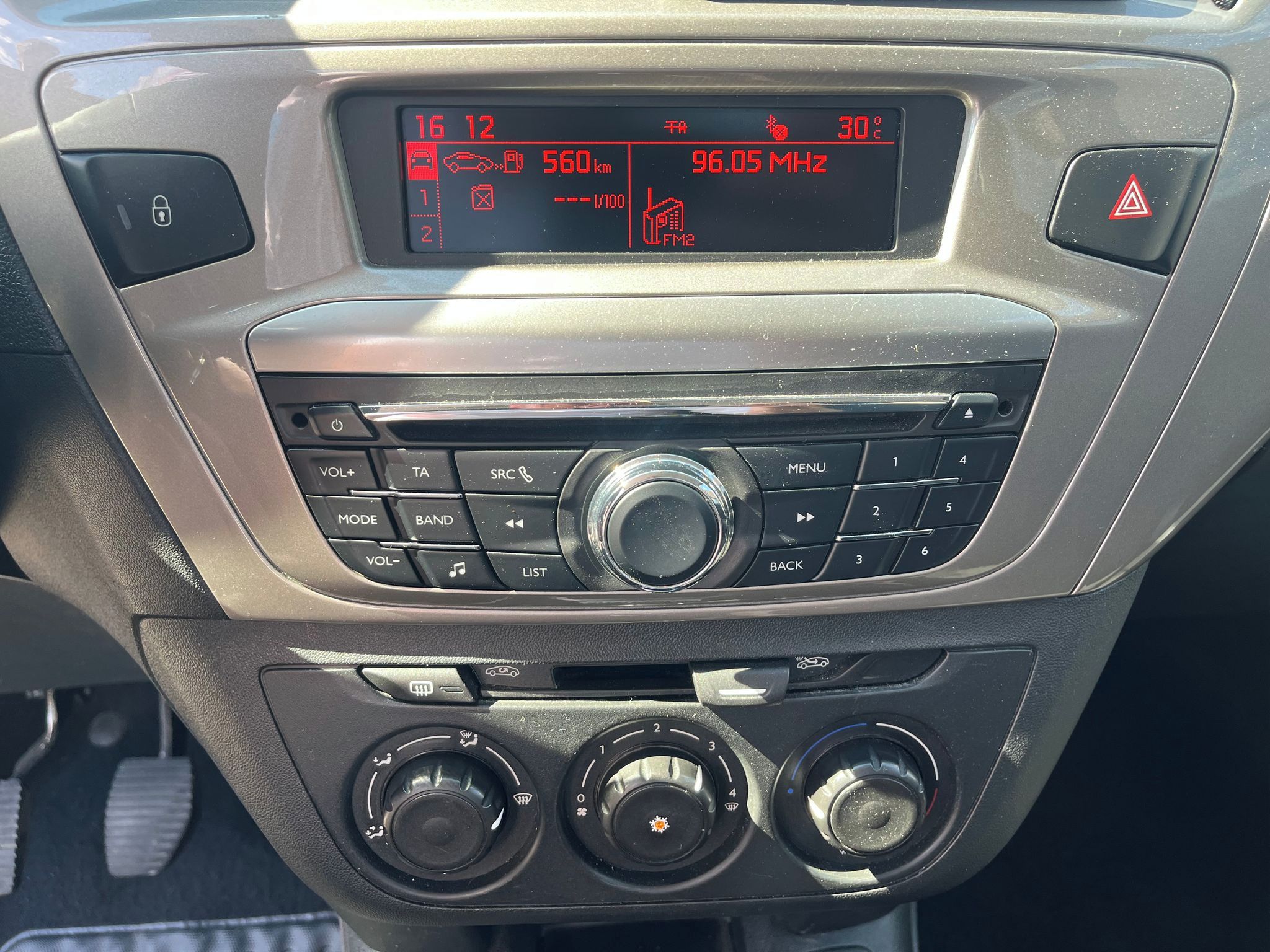 Citroën C-Elysée, 1.2 PureTech/61kW Feel - fotka 2
