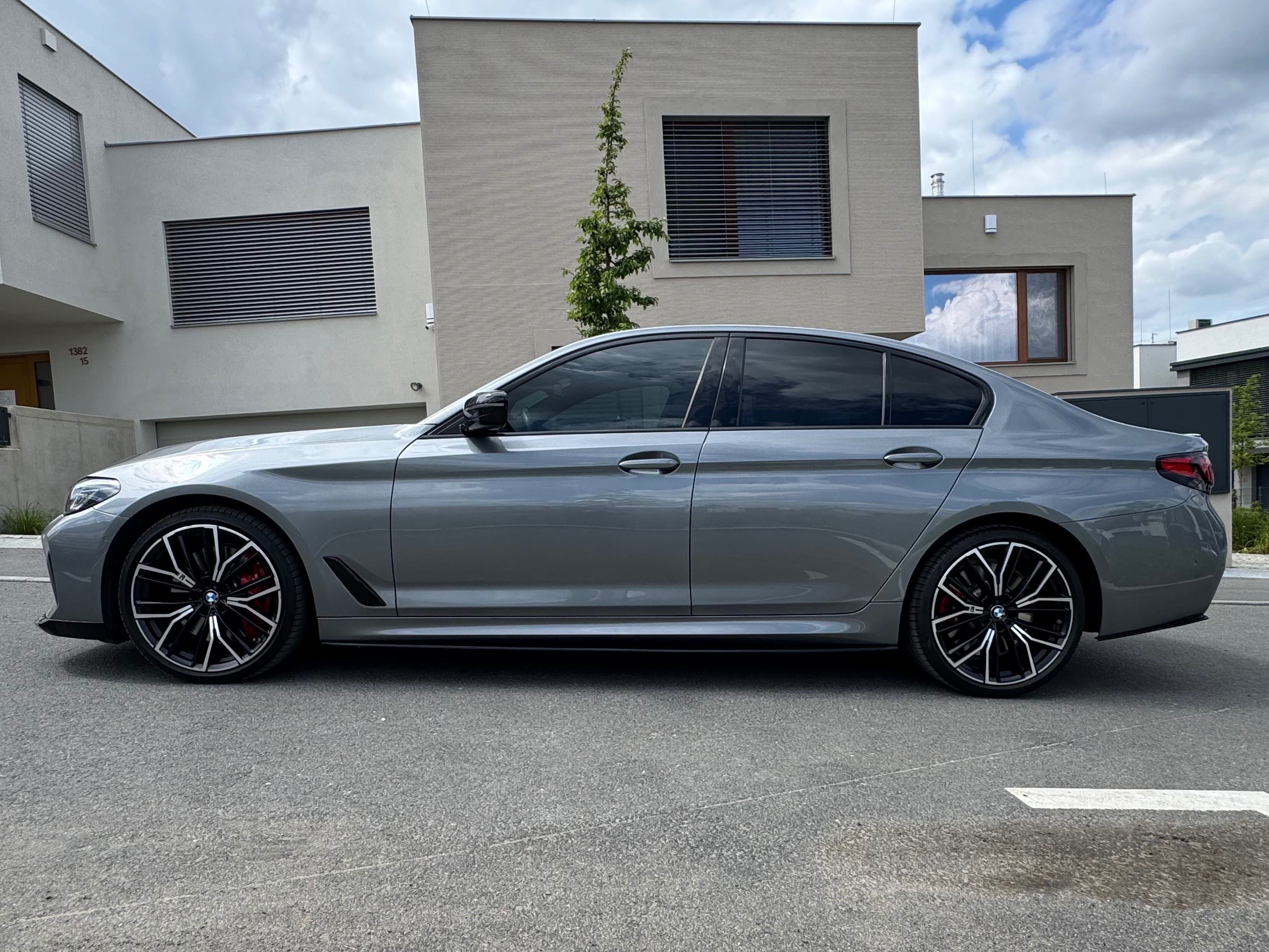 BMW Řada 5, 540d xDrive M-Sport Pro - fotka 4
