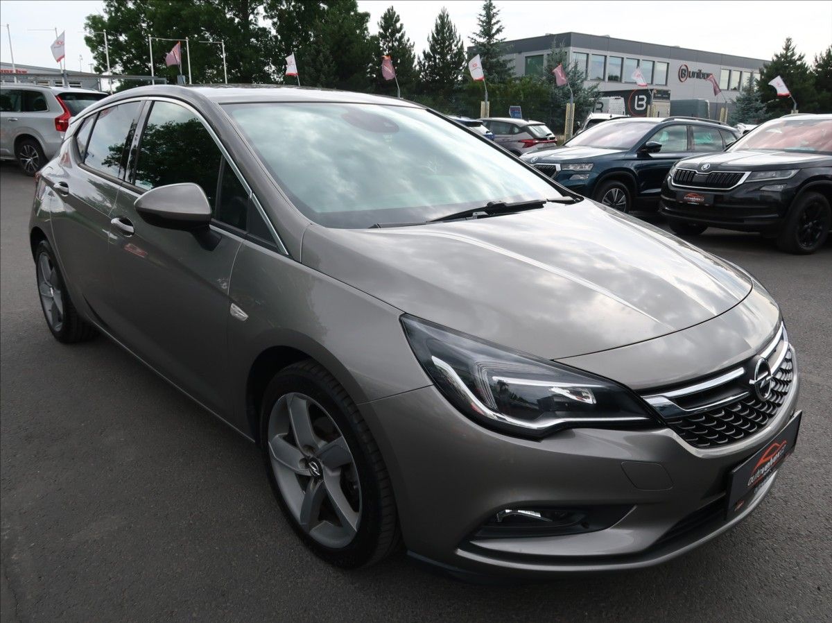 Opel Astra, 1,4 Turbo,92kW,NovéČR,Serv.kn. - fotka 2