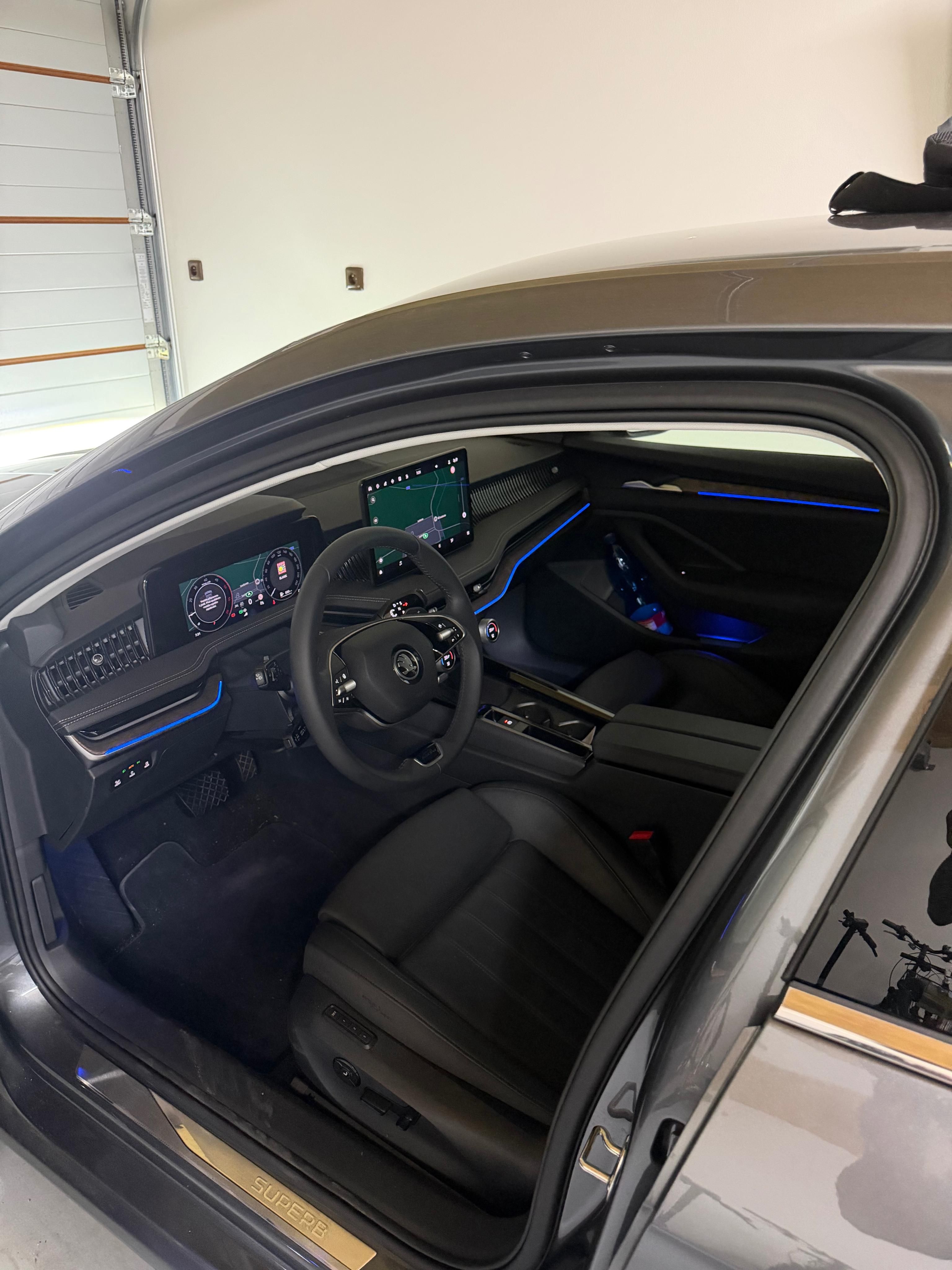 Škoda Superb, Prodám Škoda Superb IV - fotka 5