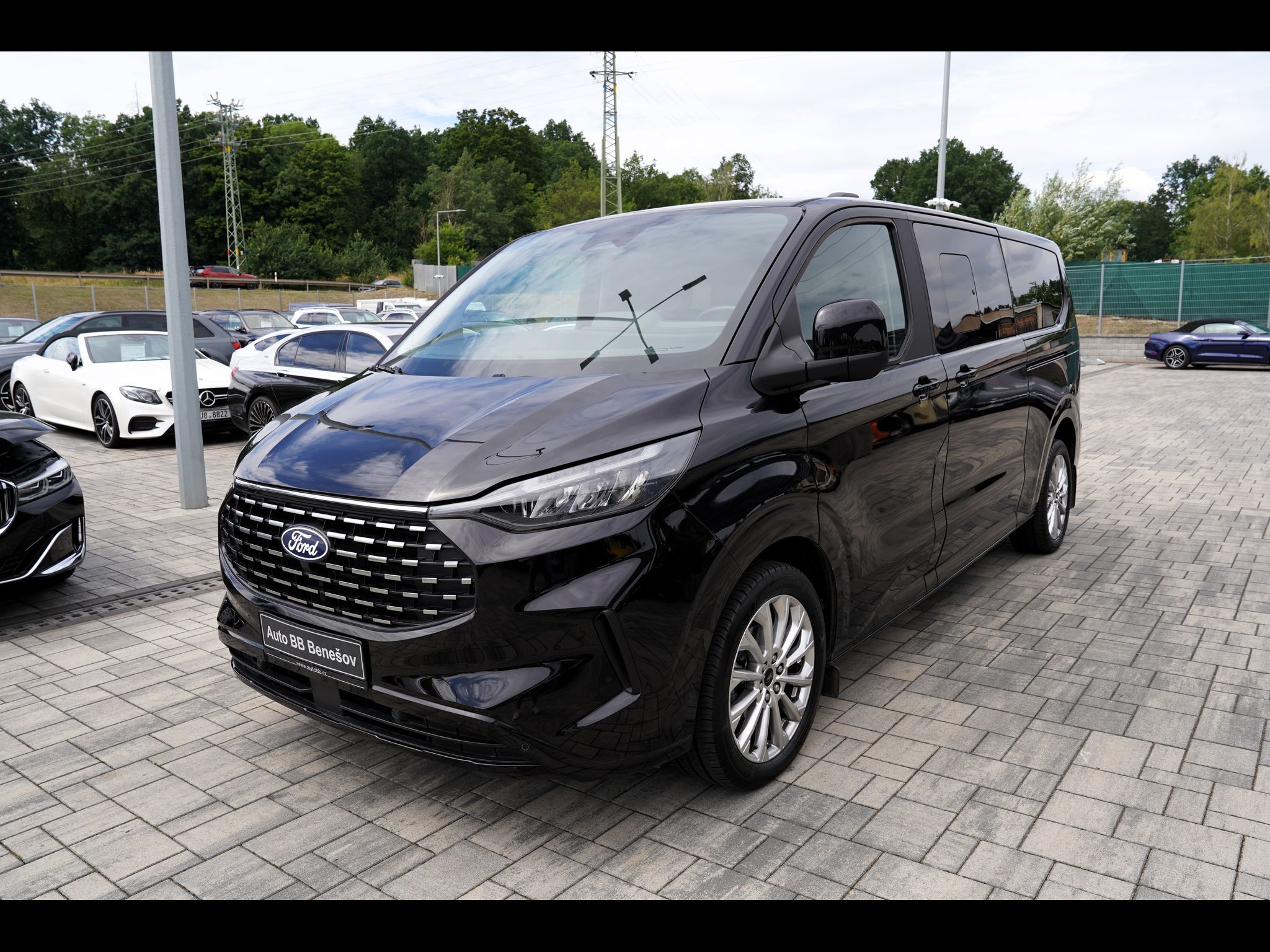 Ford Tourneo Custom, 2.0 EcoBlue 4x4 Titanium/Autom - fotka 2