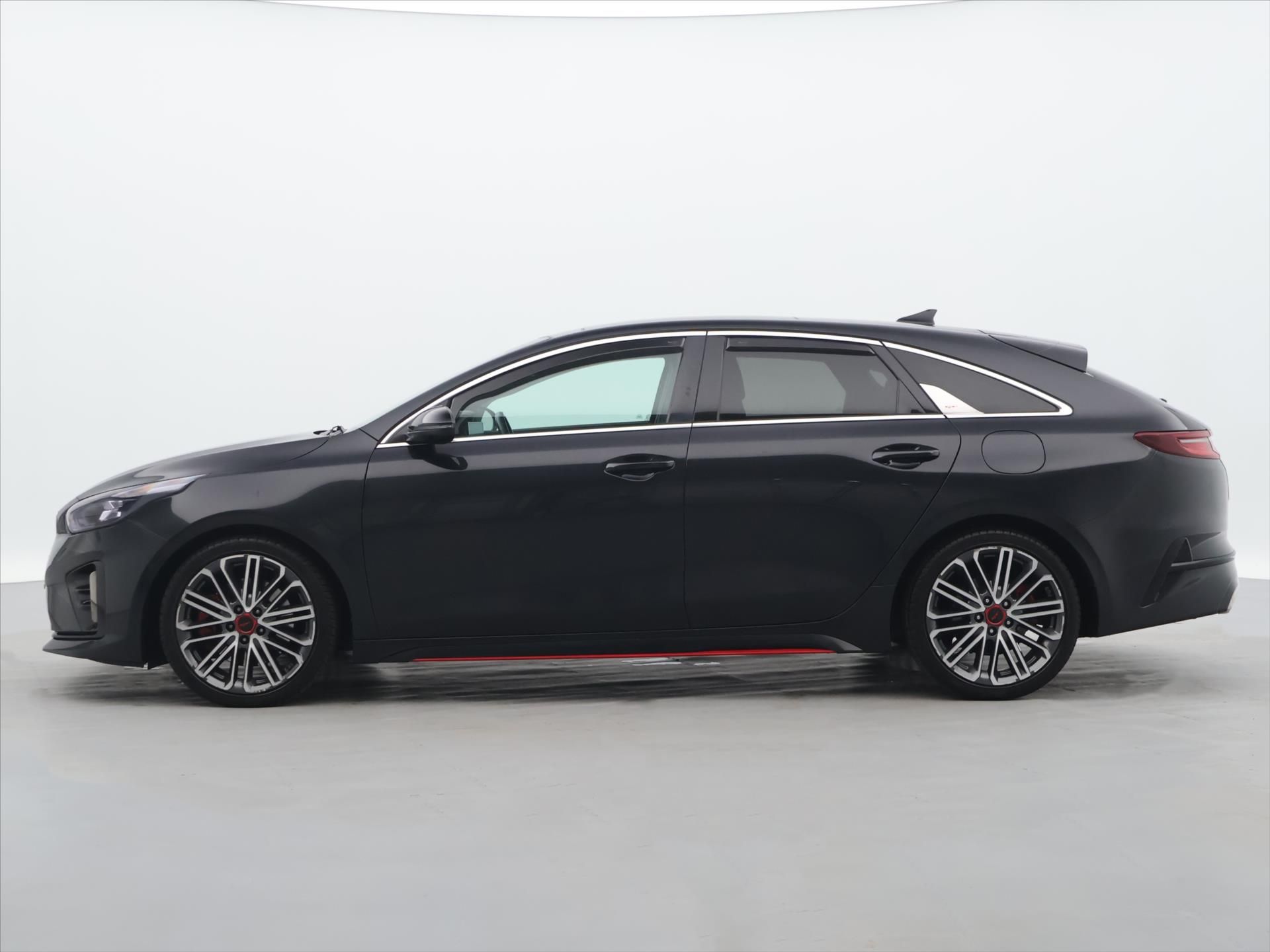 Kia Cee´d, GT 1,6 T-GDI 150kW DCT CZ - fotka 4
