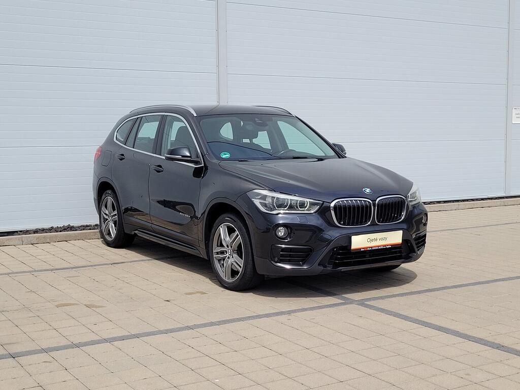 BMW X1, 2.0 140 kW - fotka 3