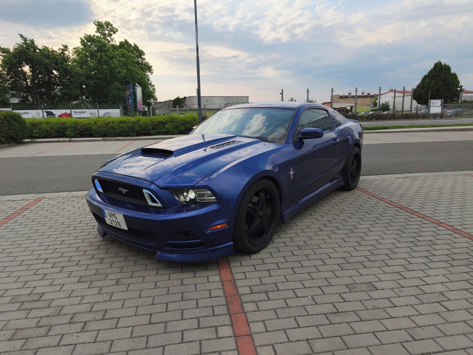 Ford Mustang - fotka 4