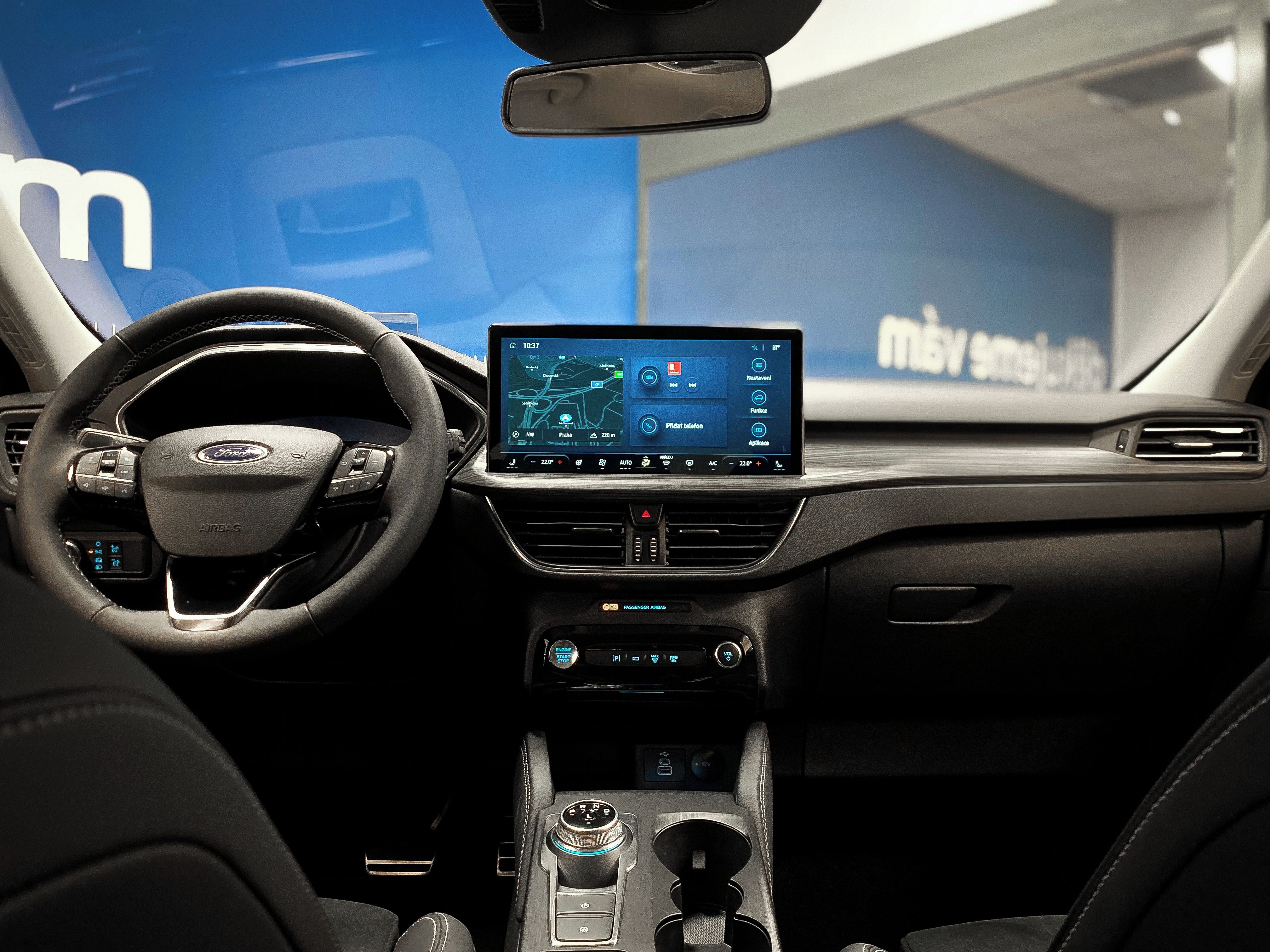 Ford Kuga, 2,5 Duratec PHEV Active X - fotka 6