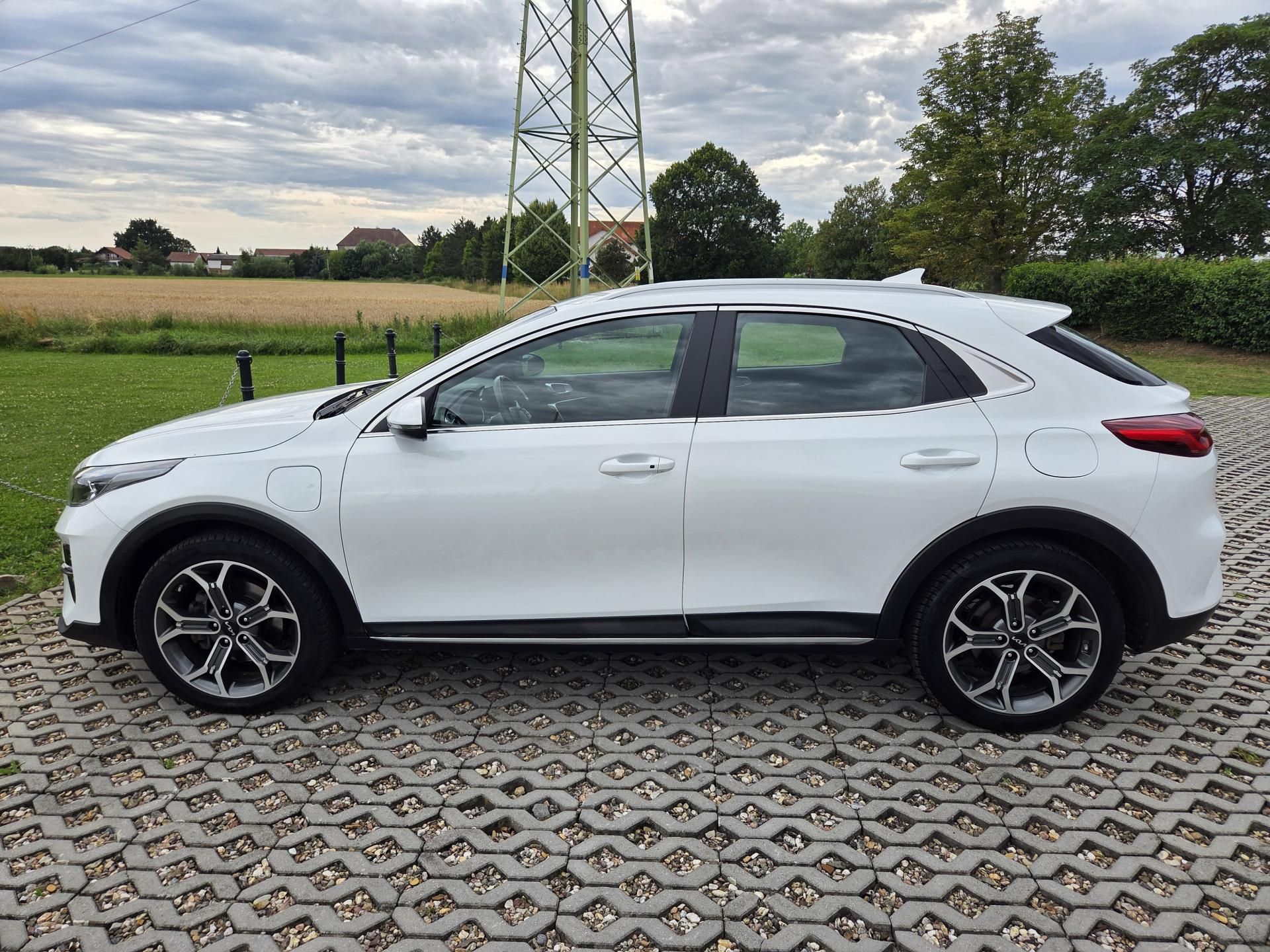 Kia XCee´d, Plug-in-Hybrid, 1.6 GDI, DPH - fotka 4
