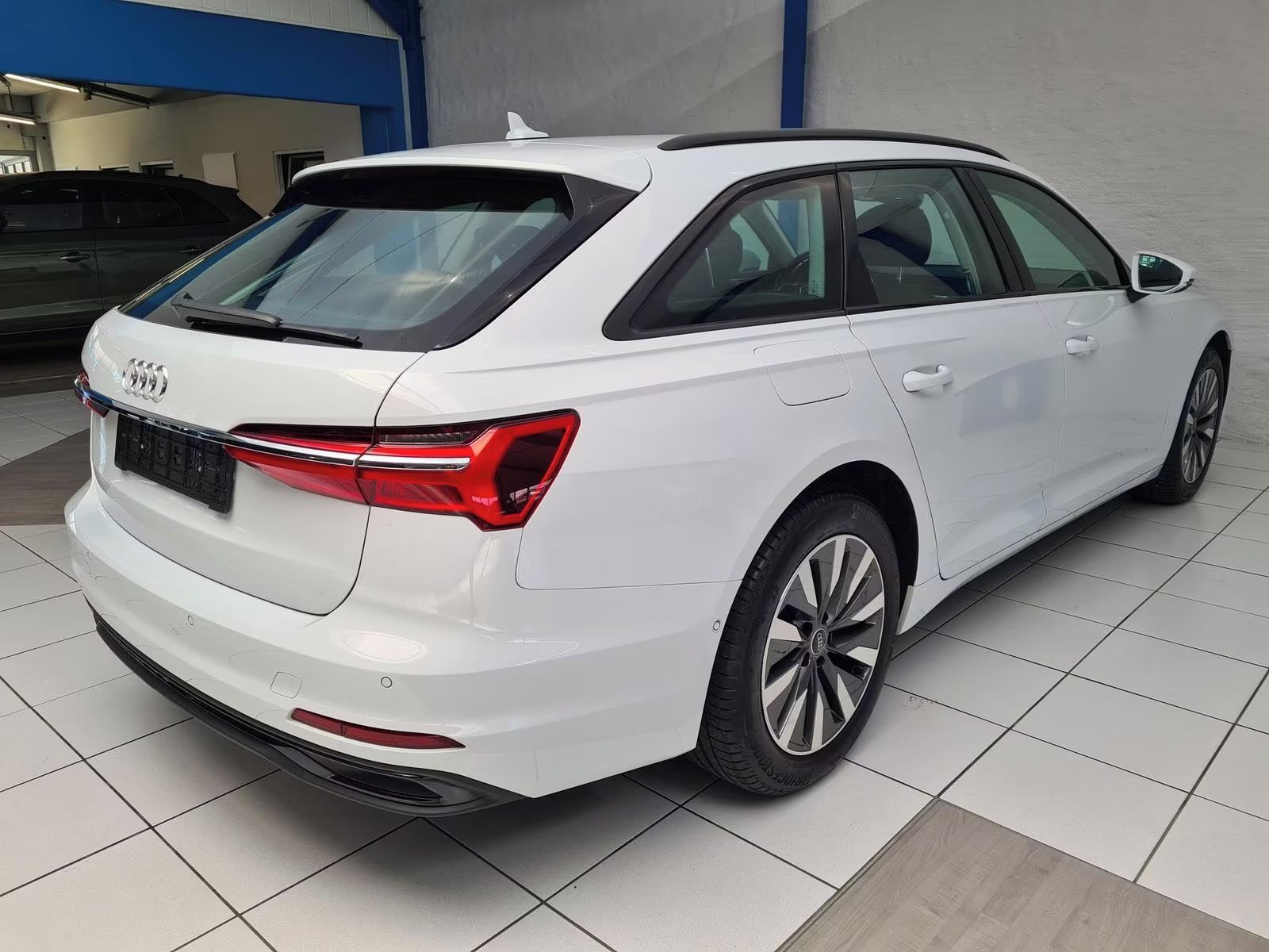 Audi A6, 40 TDI*HUD*360° kamera*Navi* - fotka 4