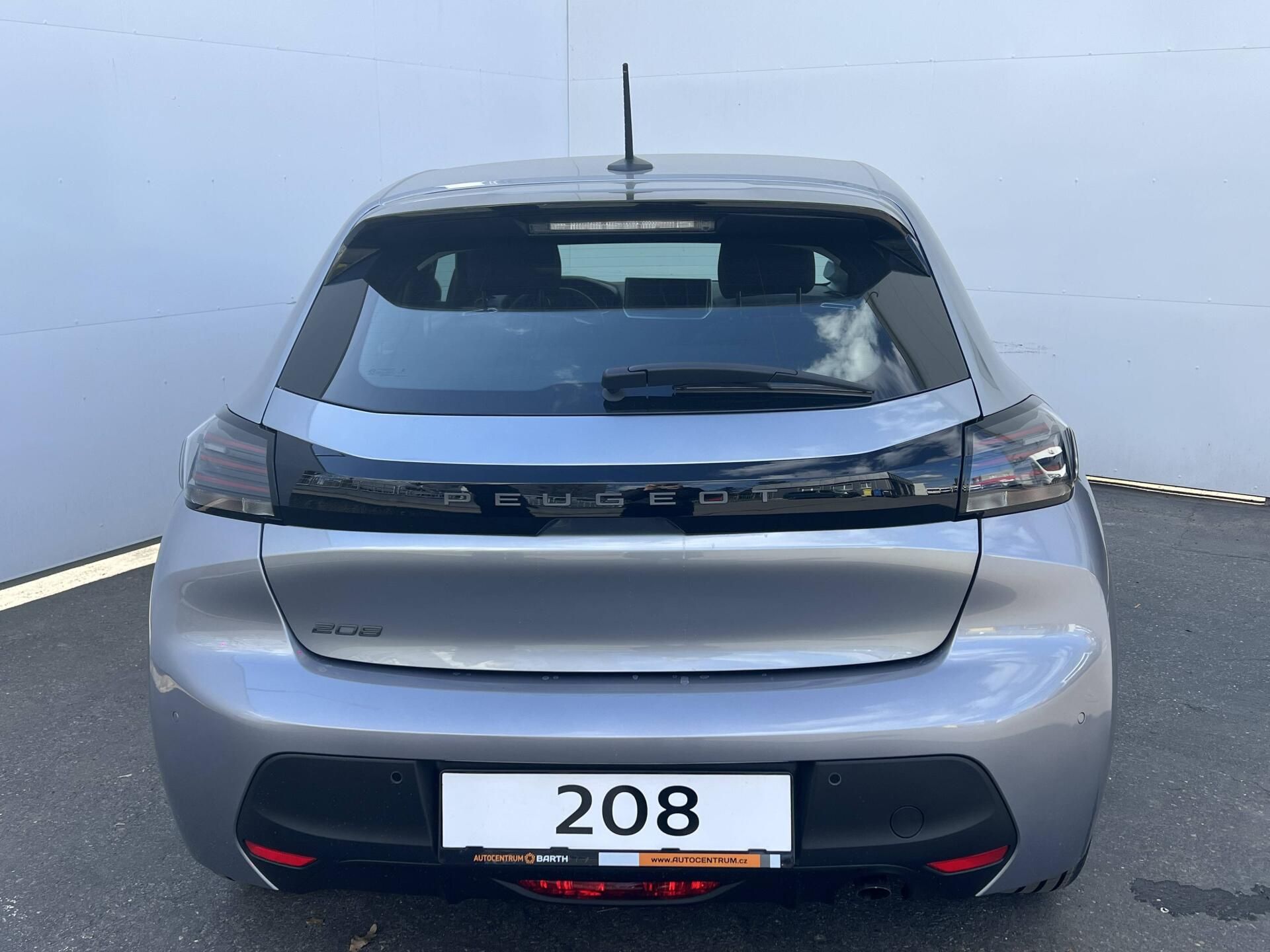 Peugeot 208, STYLE S&S MAN6 1,2 PureTech - fotka 5