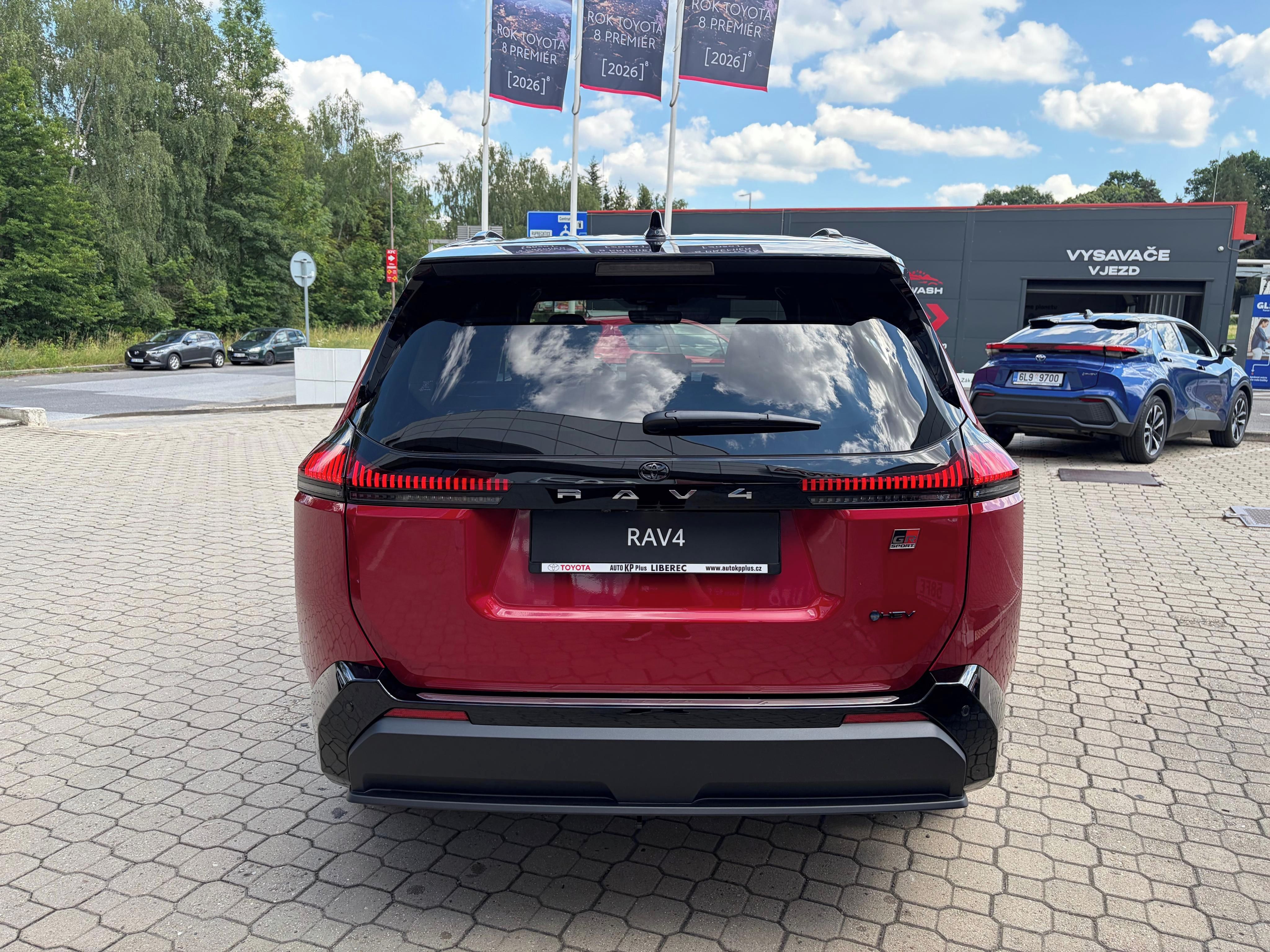 Toyota Rav4, 2,5 4x4 194k GR Sport 2026 - fotka 5