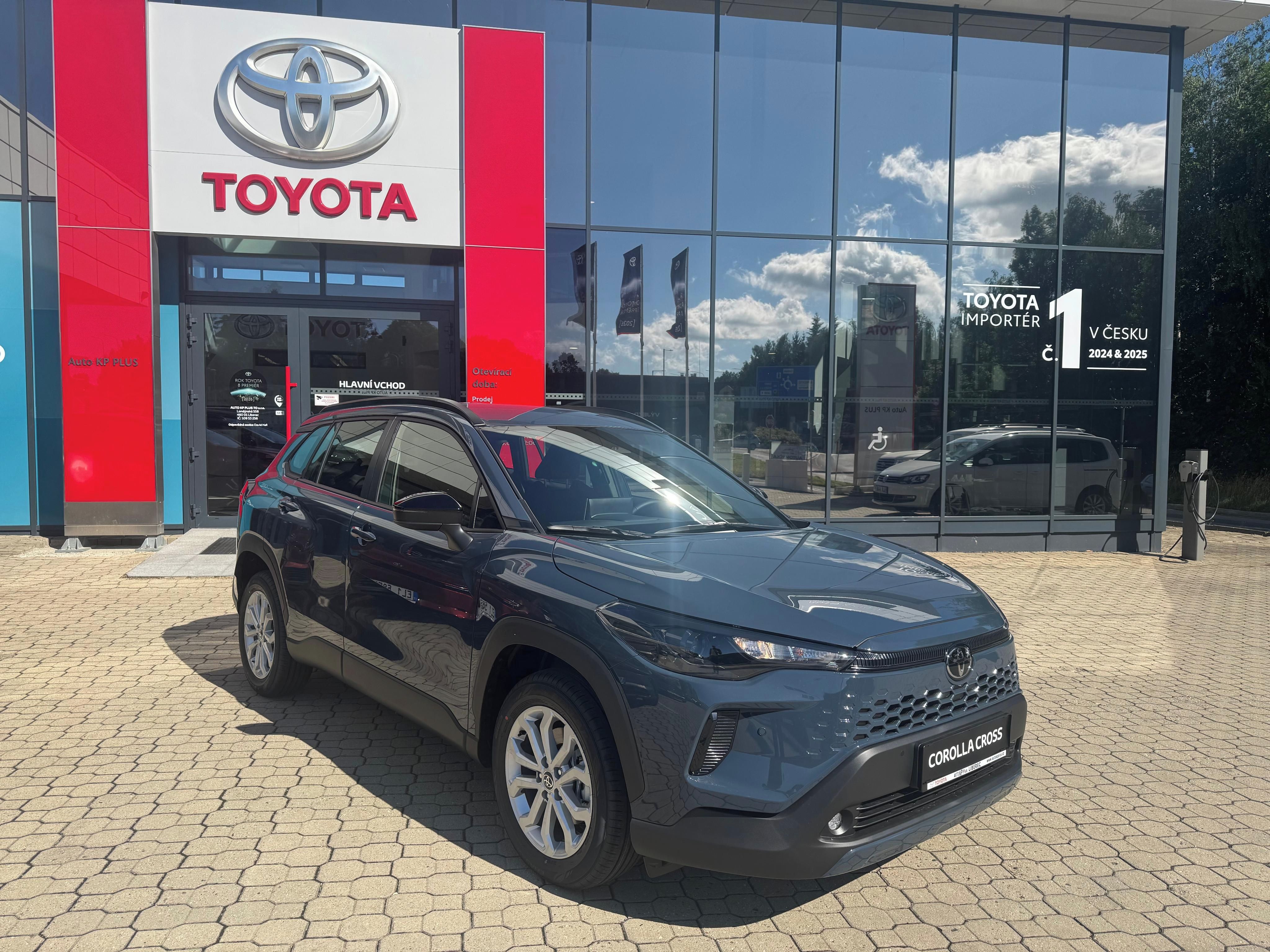 Toyota Corolla Cross, 1,8 HEV Comfort Business - fotka 3