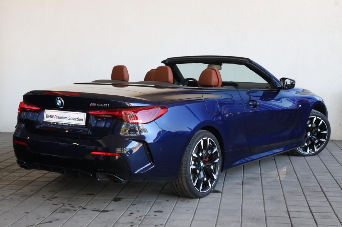 BMW Řada 4, M440i xDrive Convertible - fotka 4
